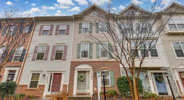 4336 POTOMAC HIGHLANDS CIR #51, TRIANGLE, Virginia 22172, 3 Bedrooms Bedrooms, ,2 BathroomsBathrooms,Residential,For sale,4336 POTOMAC HIGHLANDS CIR #51,VAPW2108214 MLS # VAPW2108214