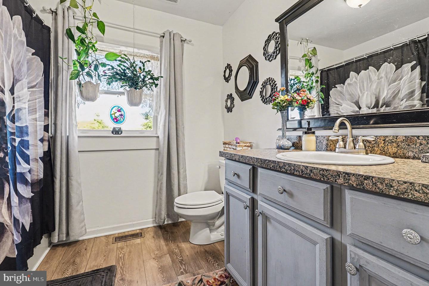 2033 COURTHOUSE RD, HEATHSVILLE, Virginia 22473, 3 Bedrooms Bedrooms, 5 Rooms Rooms,2 BathroomsBathrooms,Residential,For sale,2033 COURTHOUSE RD,VANV2001824 MLS # VANV2001824