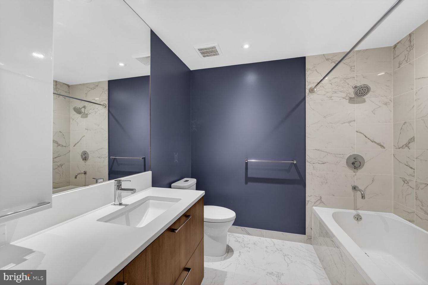 1650 SILVER HILL DR #1003, MCLEAN, Virginia 22102, 1 Bedroom Bedrooms, ,1 BathroomBathrooms,Residential,For sale,1650 SILVER HILL DR #1003,VAFX2281716 MLS # VAFX2281716