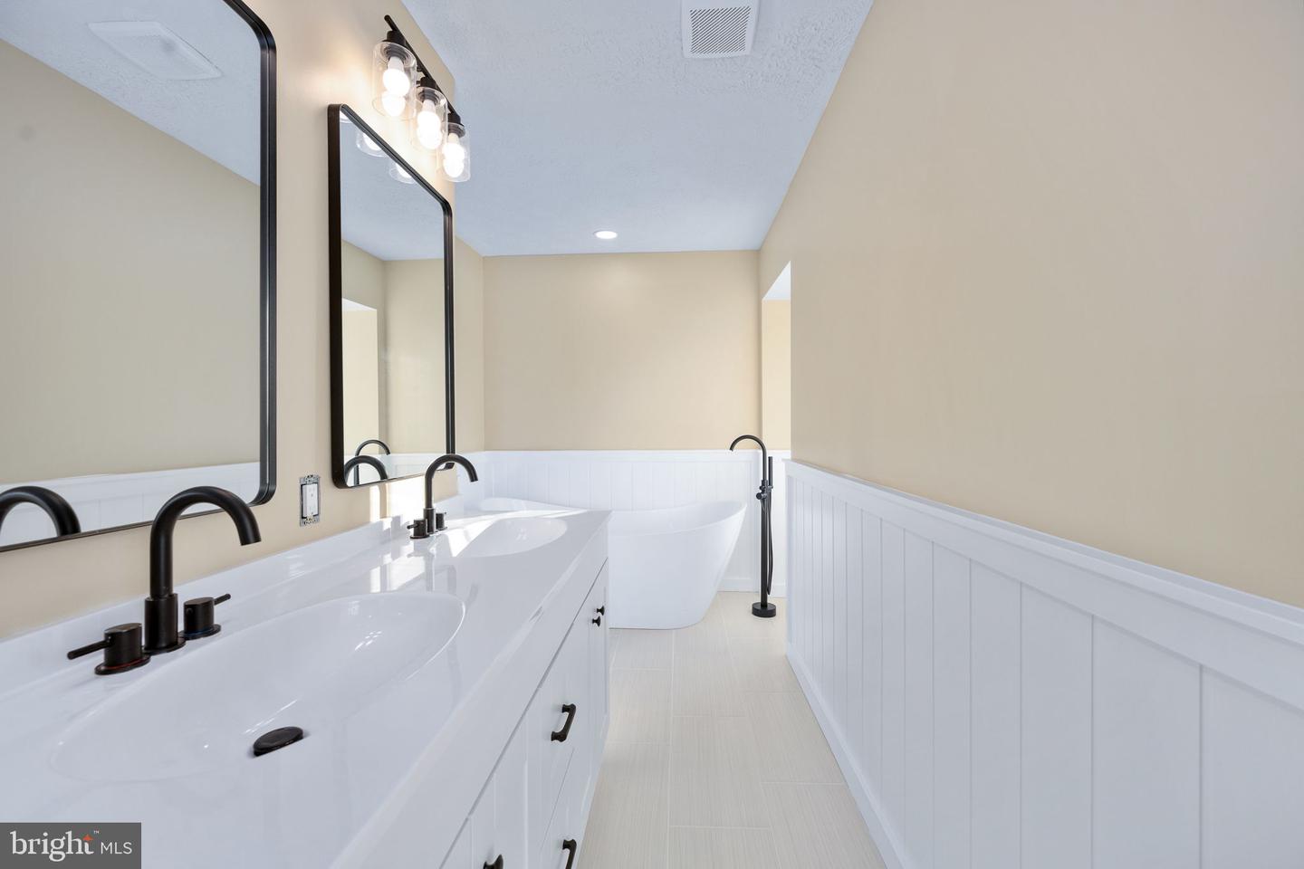 3000 TITANIC DR, STAFFORD, Virginia 22554, 4 Bedrooms Bedrooms, ,2 BathroomsBathrooms,Residential,For sale,3000 TITANIC DR,VAST2044752 MLS # VAST2044752