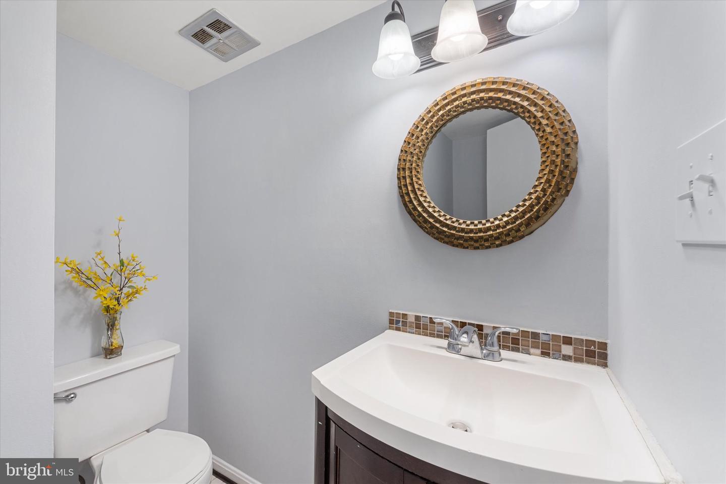 14839 MAIDSTONE CT, CENTREVILLE, Virginia 20120, 4 Bedrooms Bedrooms, ,2 BathroomsBathrooms,Residential,For sale,14839 MAIDSTONE CT,VAFX2282752 MLS # VAFX2282752