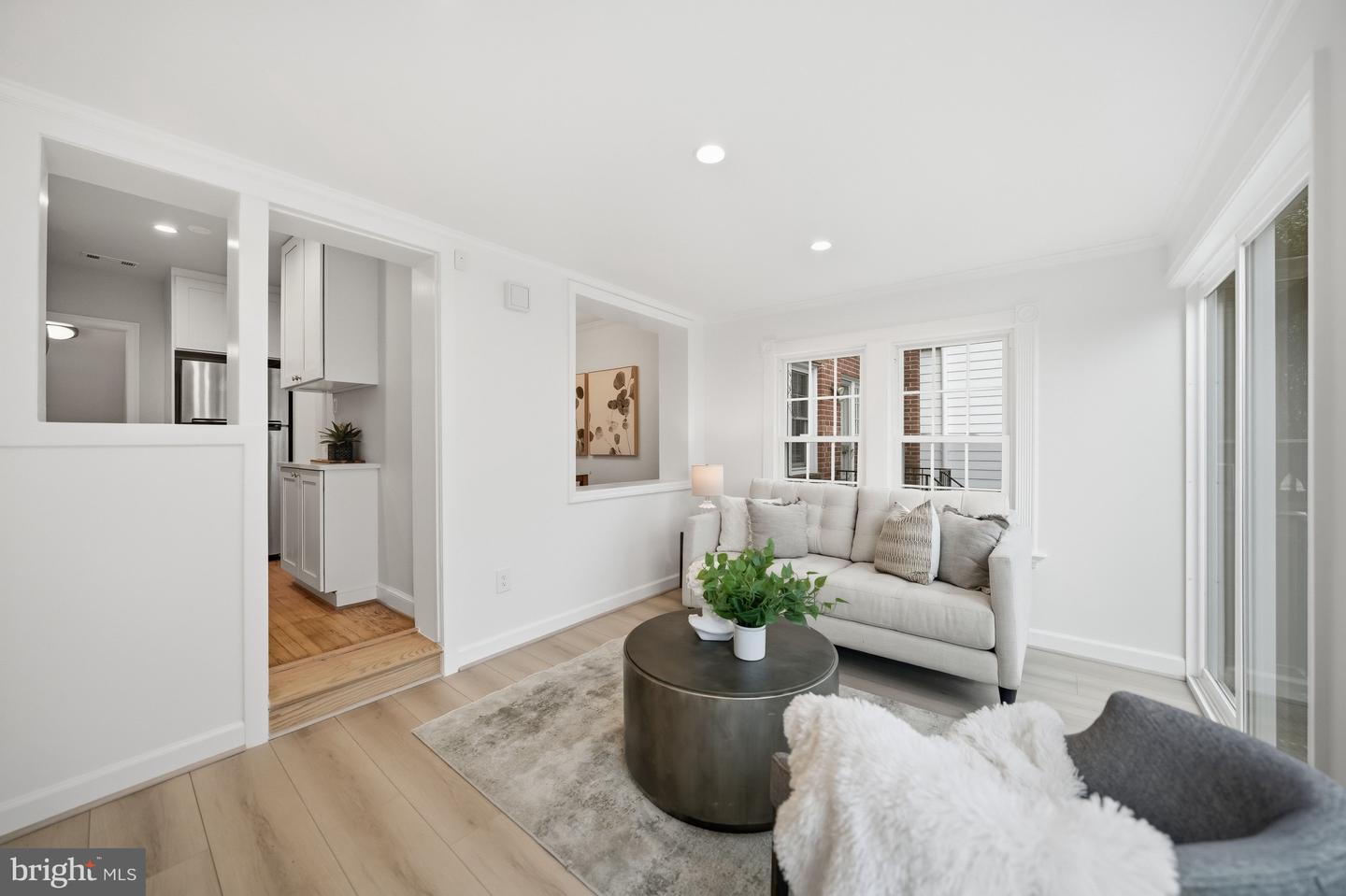 1951 39TH ST NW, WASHINGTON, District Of Columbia 20007, 3 Bedrooms Bedrooms, ,2 BathroomsBathrooms,Residential,For sale,1951 39TH ST NW,DCDC2235532 MLS # DCDC2235532