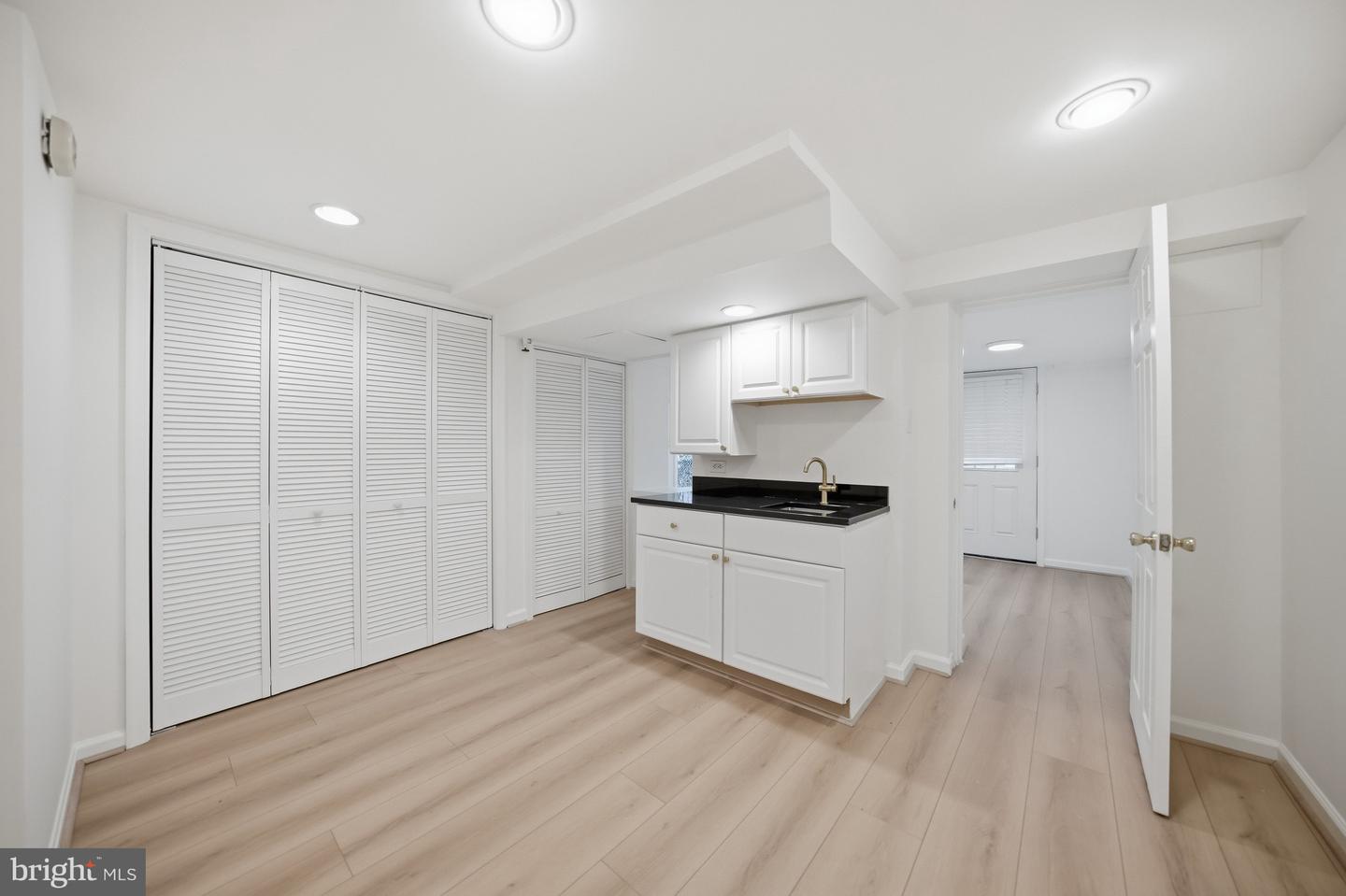 1951 39TH ST NW, WASHINGTON, District Of Columbia 20007, 3 Bedrooms Bedrooms, ,2 BathroomsBathrooms,Residential,For sale,1951 39TH ST NW,DCDC2235532 MLS # DCDC2235532