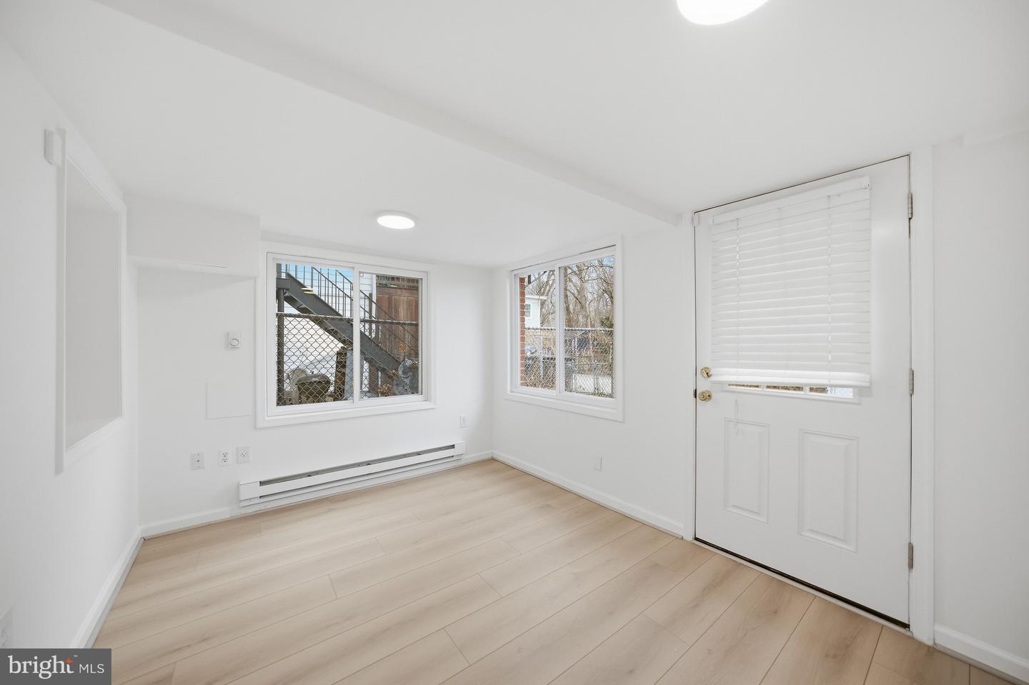 1951 39TH ST NW, WASHINGTON, District Of Columbia 20007, 3 Bedrooms Bedrooms, ,2 BathroomsBathrooms,Residential,For sale,1951 39TH ST NW,DCDC2235532 MLS # DCDC2235532