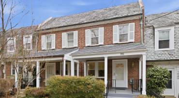 1951 39TH ST NW, WASHINGTON, District Of Columbia 20007, 3 Bedrooms Bedrooms, ,2 BathroomsBathrooms,Residential,For sale,1951 39TH ST NW,DCDC2235532 MLS # DCDC2235532