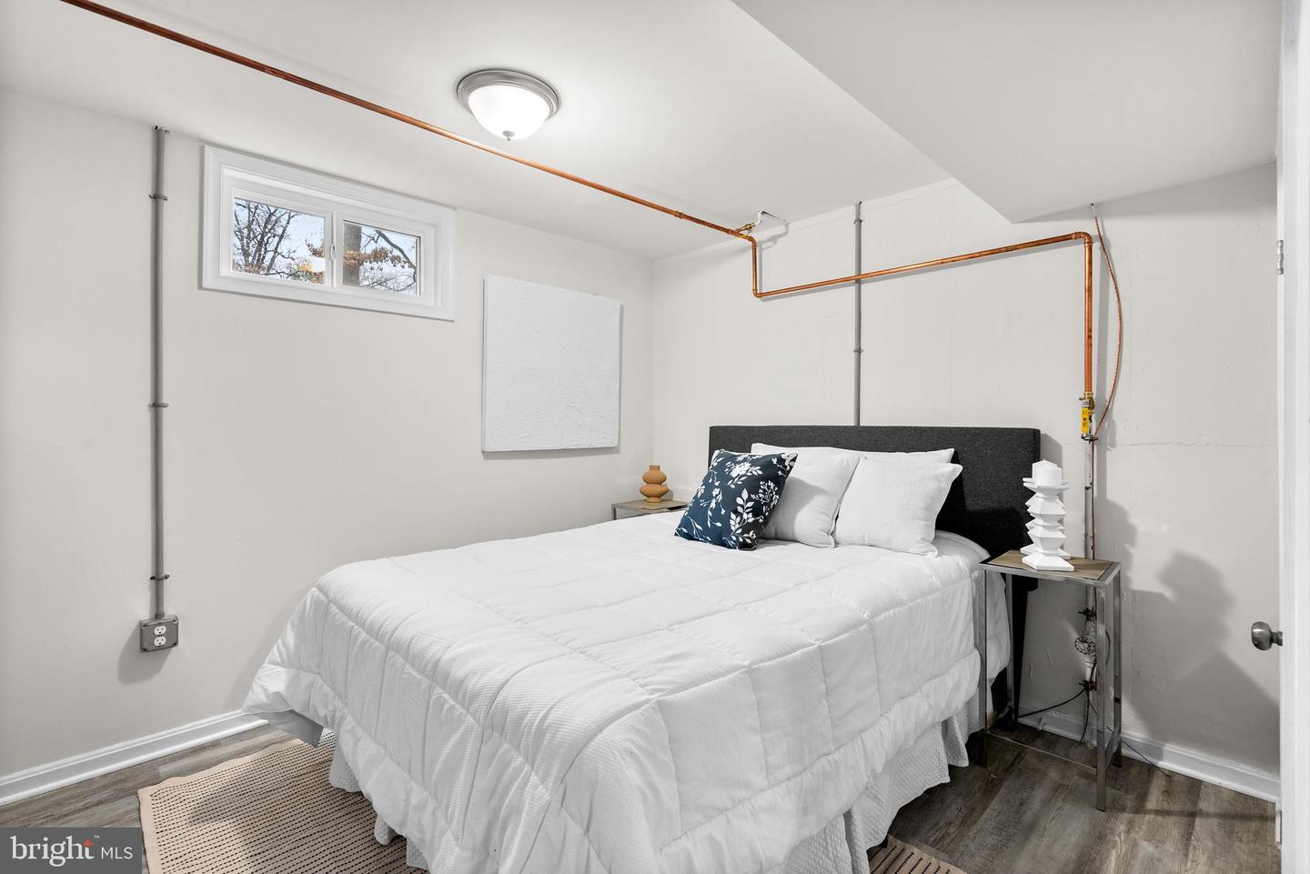 4762 ARLINGTON BLVD, ARLINGTON, Virginia 22204, 3 Bedrooms Bedrooms, 11 Rooms Rooms,2 BathroomsBathrooms,Residential,For sale,4762 ARLINGTON BLVD,VAAR2067082 MLS # VAAR2067082