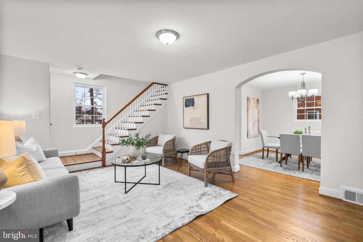 4762 ARLINGTON BLVD, ARLINGTON, Virginia 22204, 3 Bedrooms Bedrooms, 11 Rooms Rooms,2 BathroomsBathrooms,Residential,For sale,4762 ARLINGTON BLVD,VAAR2067082 MLS # VAAR2067082