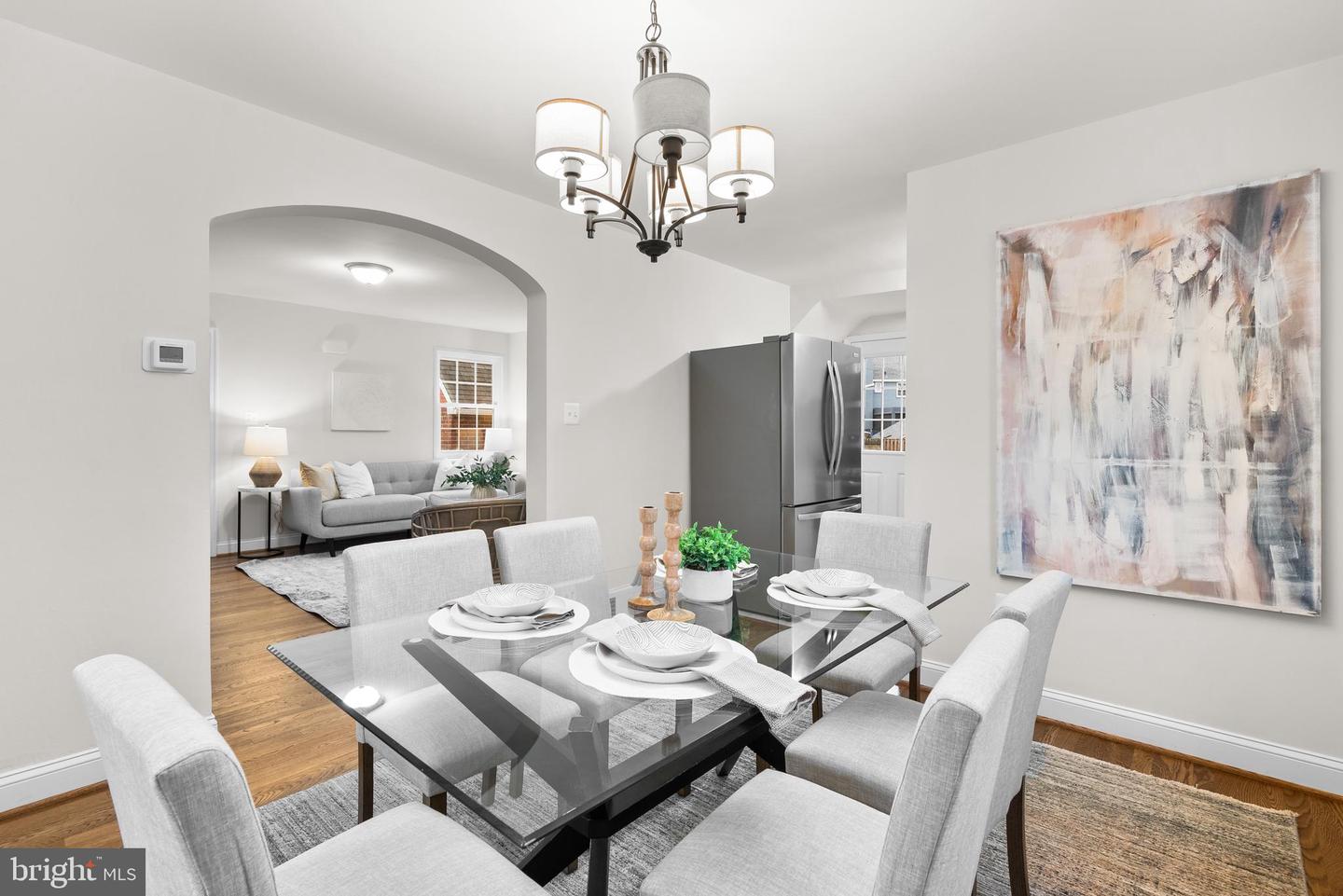 4762 ARLINGTON BLVD, ARLINGTON, Virginia 22204, 3 Bedrooms Bedrooms, 11 Rooms Rooms,2 BathroomsBathrooms,Residential,For sale,4762 ARLINGTON BLVD,VAAR2067082 MLS # VAAR2067082