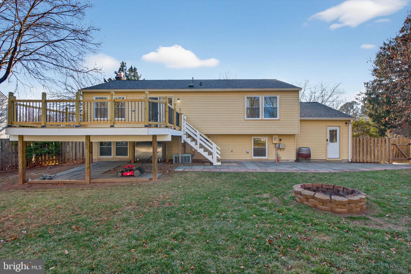 12608 LITTLE STONES LN, HERNDON, Virginia 20170, 4 Bedrooms Bedrooms, 14 Rooms Rooms,3 BathroomsBathrooms,Residential,For sale,12608 LITTLE STONES LN,VAFX2283244 MLS # VAFX2283244 12608 LITTLE STONES LN, HERNDON, Virginia 20170, 4 Bedrooms Bedrooms, 14 Rooms Rooms,3 BathroomsBathrooms,Residential,For sale,12608 LITTLE STONES LN,VAFX2283244 MLS # VAFX2283244