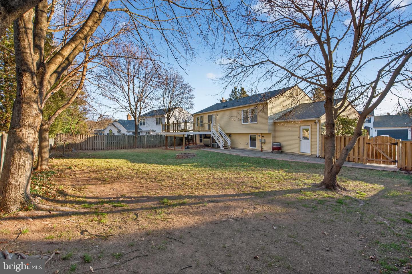 12608 LITTLE STONES LN, HERNDON, Virginia 20170, 4 Bedrooms Bedrooms, 14 Rooms Rooms,3 BathroomsBathrooms,Residential,For sale,12608 LITTLE STONES LN,VAFX2283244 MLS # VAFX2283244 12608 LITTLE STONES LN, HERNDON, Virginia 20170, 4 Bedrooms Bedrooms, 14 Rooms Rooms,3 BathroomsBathrooms,Residential,For sale,12608 LITTLE STONES LN,VAFX2283244 MLS # VAFX2283244