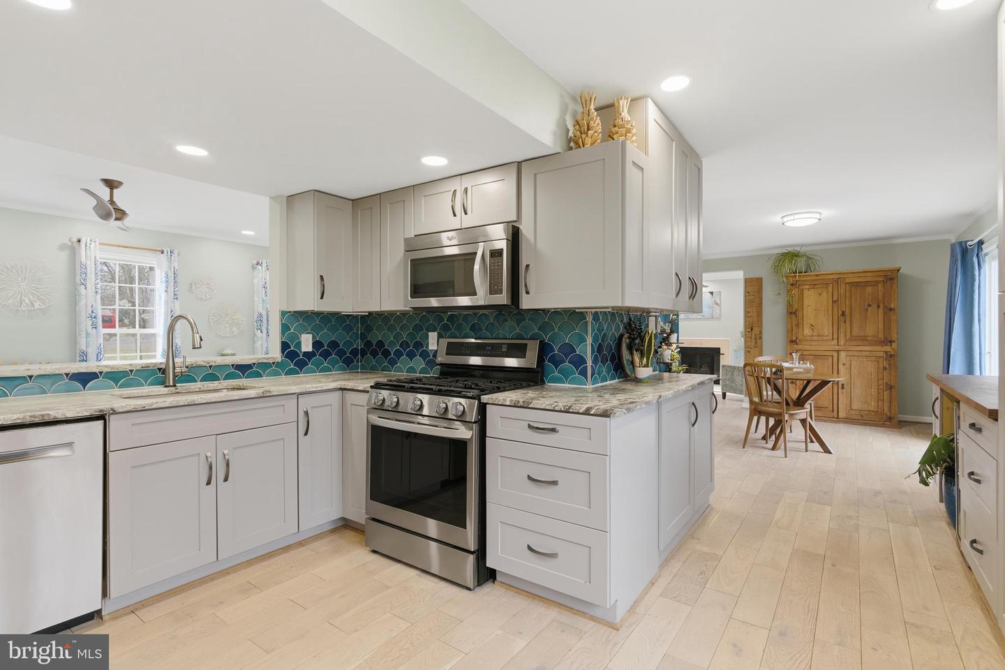 12402 MELMARK CT, RESTON, Virginia 20191, 4 Bedrooms Bedrooms, ,2 BathroomsBathrooms,Residential,For sale,12402 MELMARK CT,VAFX2283288 MLS # VAFX2283288