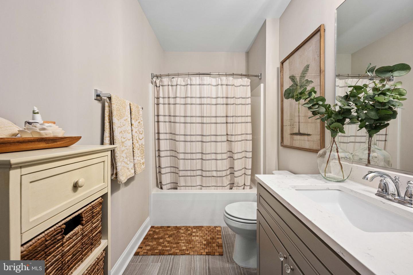 10908 CHATHAM RIDGE WAY, SPOTSYLVANIA, Virginia 22551, 4 Bedrooms Bedrooms, ,3 BathroomsBathrooms,Residential,For sale,10908 CHATHAM RIDGE WAY,VASP2038274 MLS # VASP2038274 10908 CHATHAM RIDGE WAY, SPOTSYLVANIA, Virginia 22551, 4 Bedrooms Bedrooms, ,3 BathroomsBathrooms,Residential,For sale,10908 CHATHAM RIDGE WAY,VASP2038274 MLS # VASP2038274