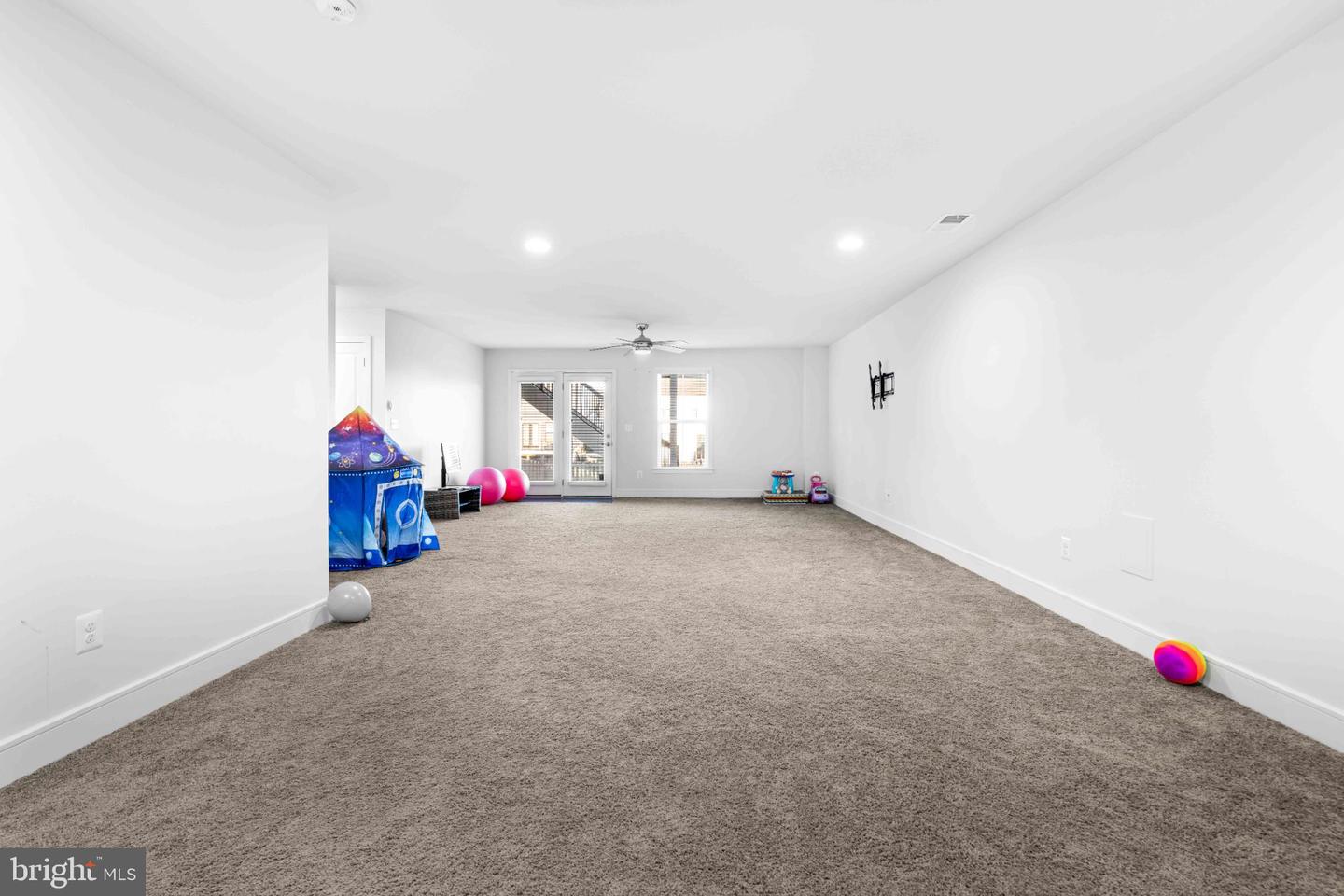 25528 WOODBINE FARM DR, CHANTILLY, Virginia 20152, 5 Bedrooms Bedrooms, 19 Rooms Rooms,4 BathroomsBathrooms,Residential,For sale,25528 WOODBINE FARM DR,VALO2113160 MLS # VALO2113160