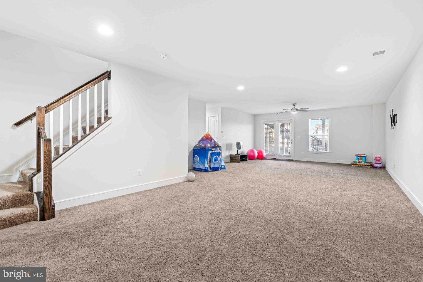 25528 WOODBINE FARM DR, CHANTILLY, Virginia 20152, 5 Bedrooms Bedrooms, 19 Rooms Rooms,4 BathroomsBathrooms,Residential,For sale,25528 WOODBINE FARM DR,VALO2113160 MLS # VALO2113160