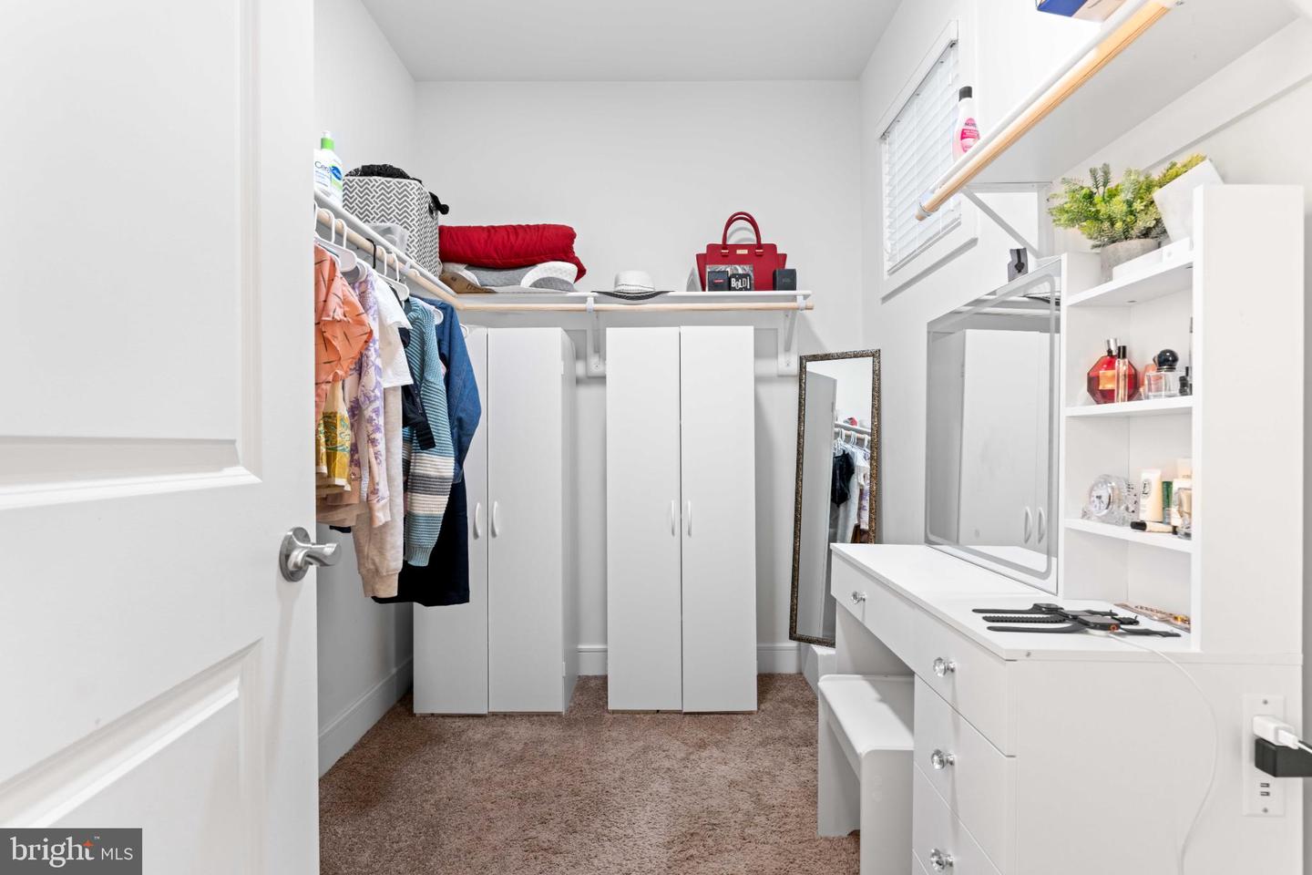 25528 WOODBINE FARM DR, CHANTILLY, Virginia 20152, 5 Bedrooms Bedrooms, 19 Rooms Rooms,4 BathroomsBathrooms,Residential,For sale,25528 WOODBINE FARM DR,VALO2113160 MLS # VALO2113160