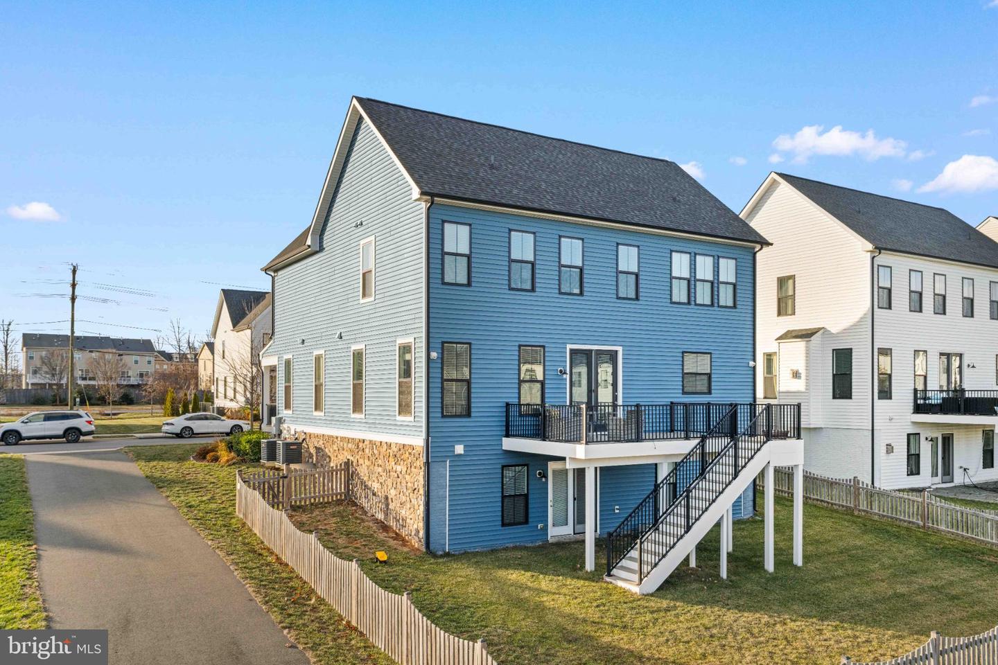 25528 WOODBINE FARM DR, CHANTILLY, Virginia 20152, 5 Bedrooms Bedrooms, 19 Rooms Rooms,4 BathroomsBathrooms,Residential,For sale,25528 WOODBINE FARM DR,VALO2113160 MLS # VALO2113160