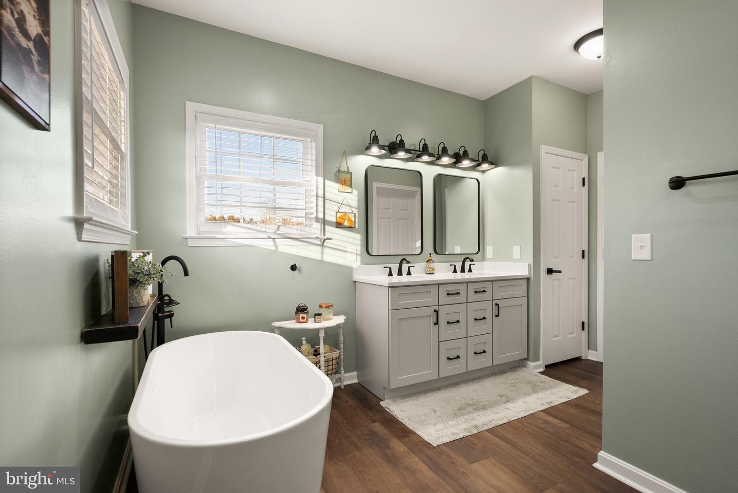 18490 COLONIAL DR, CULPEPER, Virginia 22701, 5 Bedrooms Bedrooms, ,4 BathroomsBathrooms,Residential,For sale,18490 COLONIAL DR,VACU2012304 MLS # VACU2012304