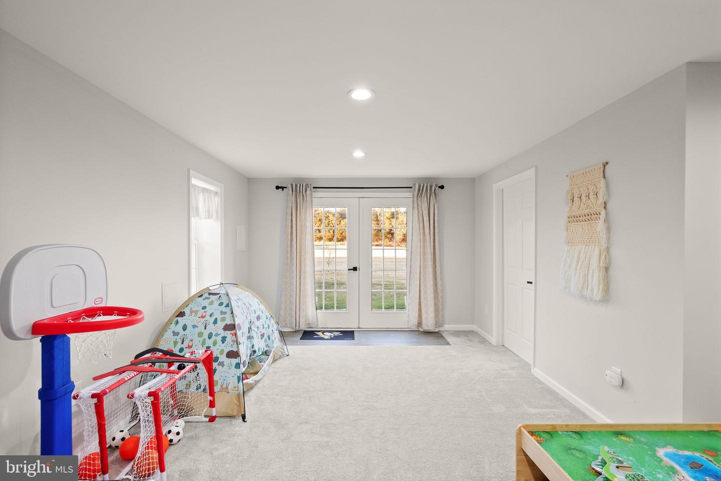 18490 COLONIAL DR, CULPEPER, Virginia 22701, 5 Bedrooms Bedrooms, ,4 BathroomsBathrooms,Residential,For sale,18490 COLONIAL DR,VACU2012304 MLS # VACU2012304