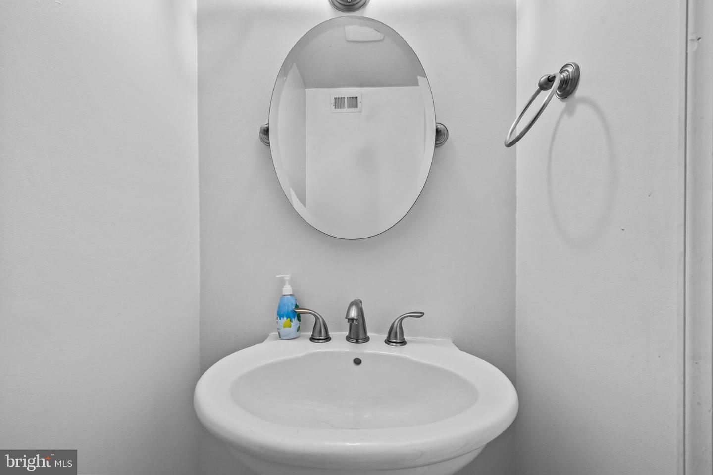 4339 BIRCHLAKE CT, ALEXANDRIA, Virginia 22309, 4 Bedrooms Bedrooms, ,2 BathroomsBathrooms,Residential,For sale,4339 BIRCHLAKE CT,VAFX2283880 MLS # VAFX2283880