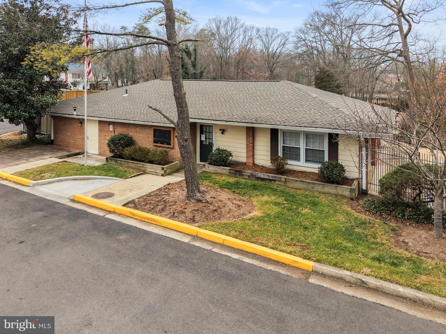 4339 BIRCHLAKE CT, ALEXANDRIA, Virginia 22309, 4 Bedrooms Bedrooms, ,2 BathroomsBathrooms,Residential,For sale,4339 BIRCHLAKE CT,VAFX2283880 MLS # VAFX2283880