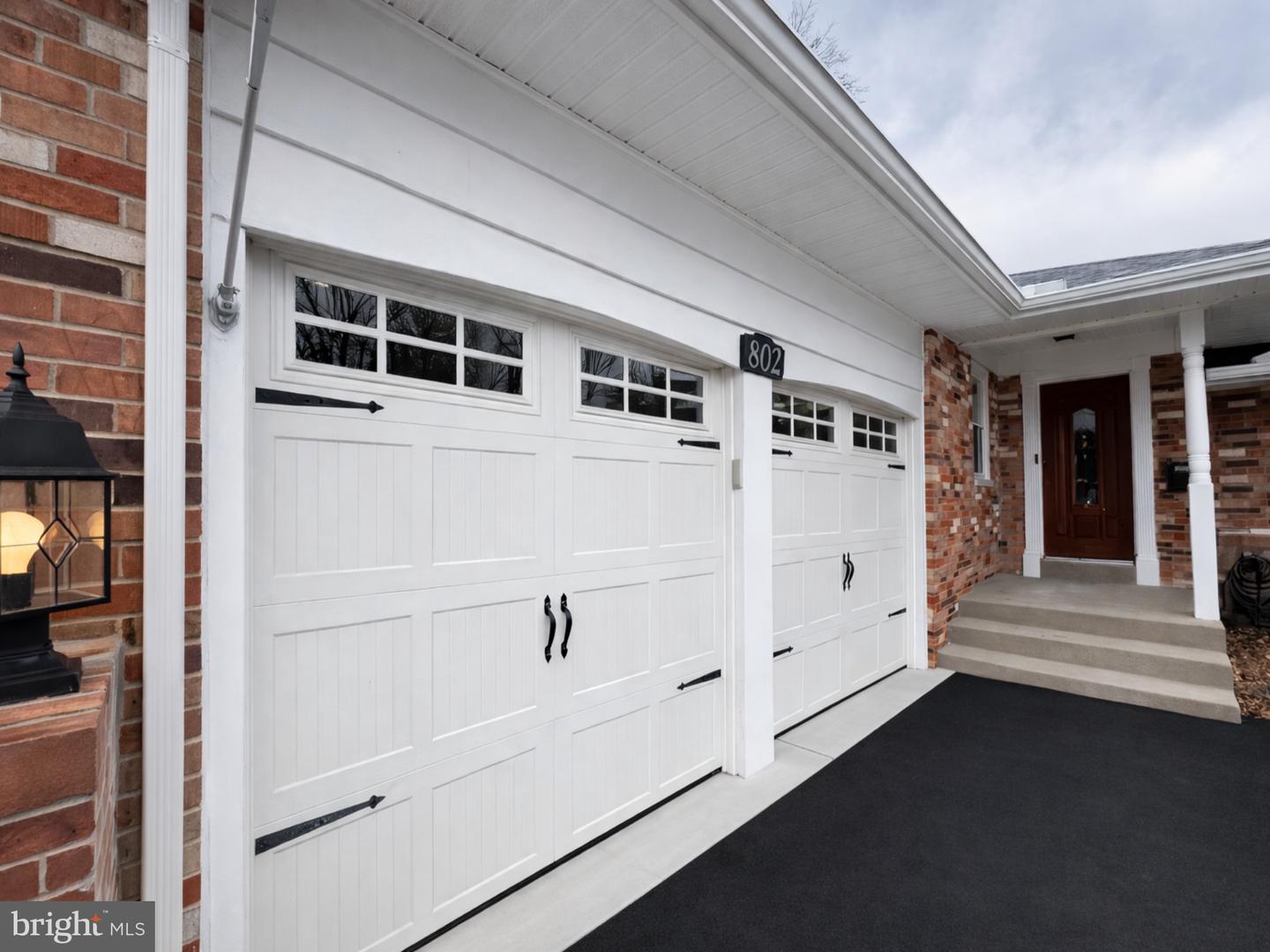 8100 LANGBROOK RD, SPRINGFIELD, Virginia 22152, 5 Bedrooms Bedrooms, ,4 BathroomsBathrooms,Residential,For sale,8100 LANGBROOK RD,VAFX2283984 MLS # VAFX2283984