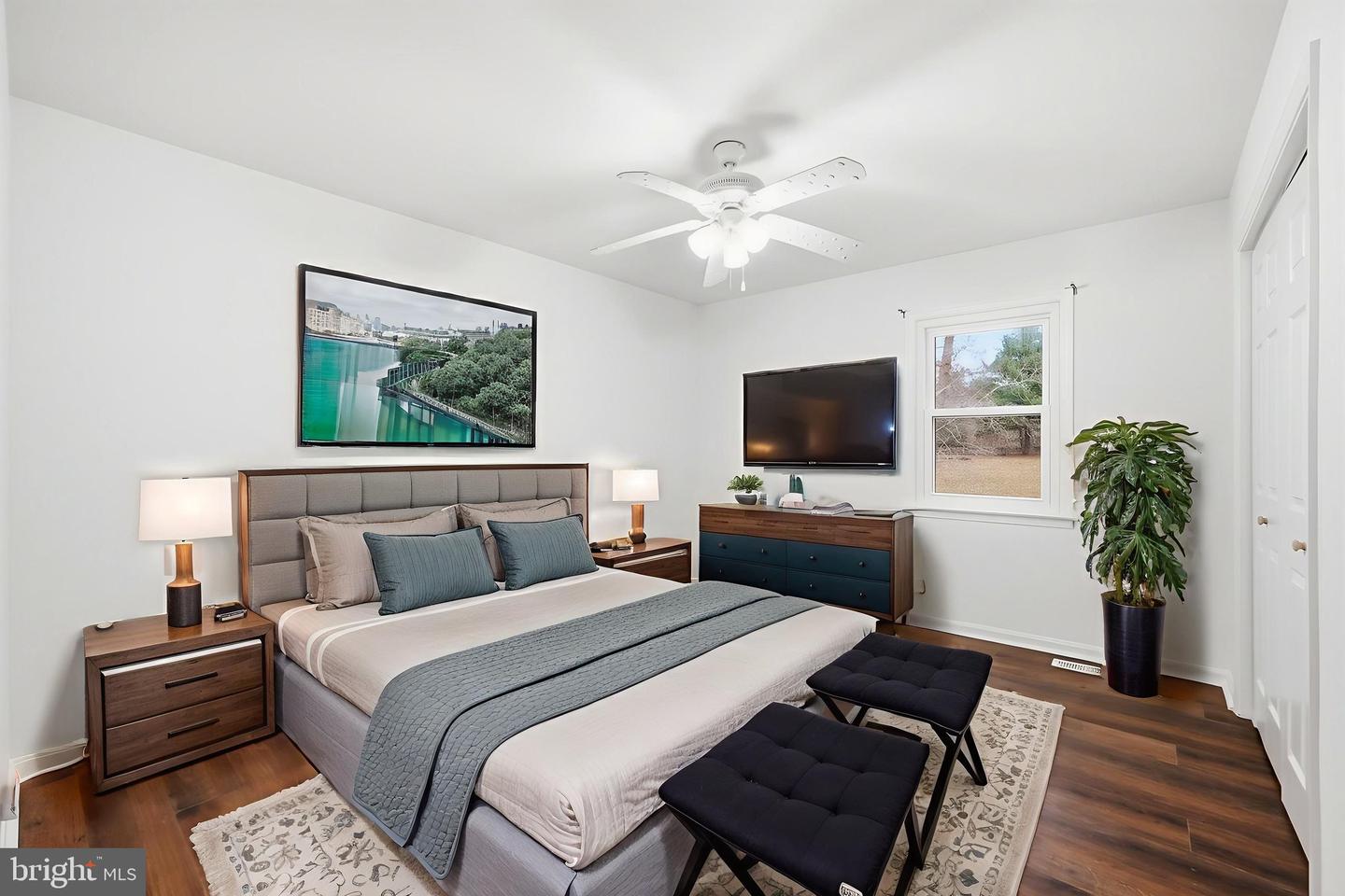 12675 LANDVIEW DR, MANASSAS, Virginia 20112, 4 Bedrooms Bedrooms, ,2 BathroomsBathrooms,Residential,For sale,12675 LANDVIEW DR,VAPW2109900 MLS # VAPW2109900 12675 LANDVIEW DR, MANASSAS, Virginia 20112, 4 Bedrooms Bedrooms, ,2 BathroomsBathrooms,Residential,For sale,12675 LANDVIEW DR,VAPW2109900 MLS # VAPW2109900