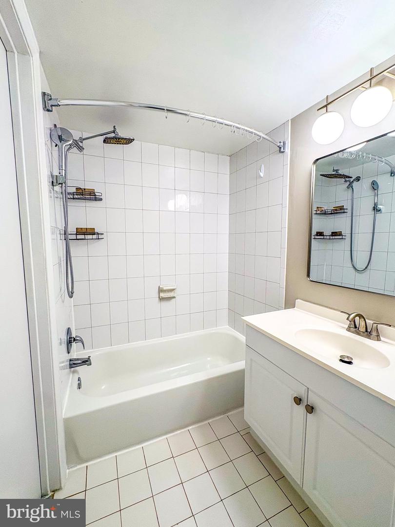 8358-D DUNHAM CT #622, SPRINGFIELD, Virginia 22152, 2 Bedrooms Bedrooms, ,1 BathroomBathrooms,Residential,For sale,8358-D DUNHAM CT #622,VAFX2284106 MLS # VAFX2284106 8358-D DUNHAM CT #622, SPRINGFIELD, Virginia 22152, 2 Bedrooms Bedrooms, ,1 BathroomBathrooms,Residential,For sale,8358-D DUNHAM CT #622,VAFX2284106 MLS # VAFX2284106