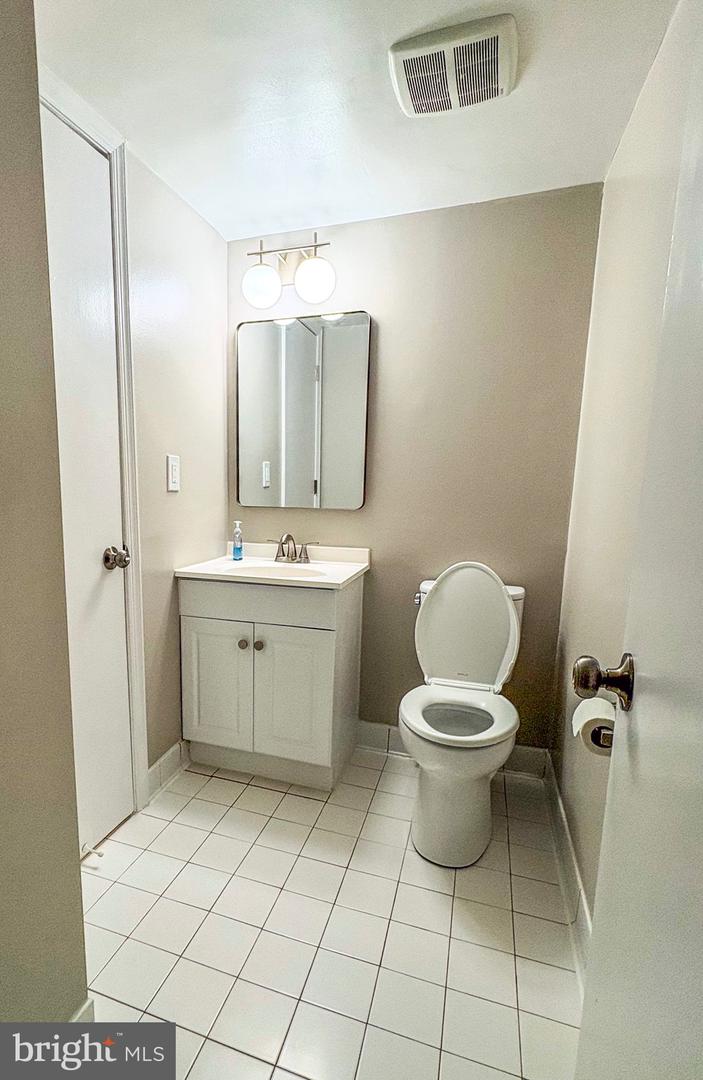 8358-D DUNHAM CT #622, SPRINGFIELD, Virginia 22152, 2 Bedrooms Bedrooms, ,1 BathroomBathrooms,Residential,For sale,8358-D DUNHAM CT #622,VAFX2284106 MLS # VAFX2284106 8358-D DUNHAM CT #622, SPRINGFIELD, Virginia 22152, 2 Bedrooms Bedrooms, ,1 BathroomBathrooms,Residential,For sale,8358-D DUNHAM CT #622,VAFX2284106 MLS # VAFX2284106