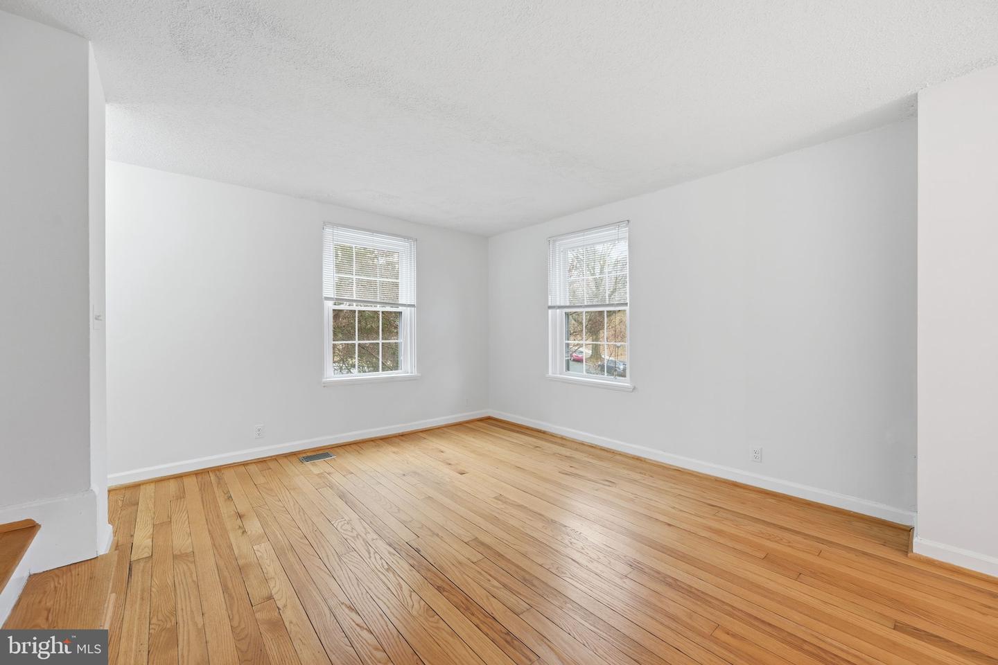 2825 S COLUMBUS ST, ARLINGTON, Virginia 22206, 2 Bedrooms Bedrooms, ,2 BathroomsBathrooms,Residential,For sale,2825 S COLUMBUS ST,VAAR2067356 MLS # VAAR2067356 2825 S COLUMBUS ST, ARLINGTON, Virginia 22206, 2 Bedrooms Bedrooms, ,2 BathroomsBathrooms,Residential,For sale,2825 S COLUMBUS ST,VAAR2067356 MLS # VAAR2067356