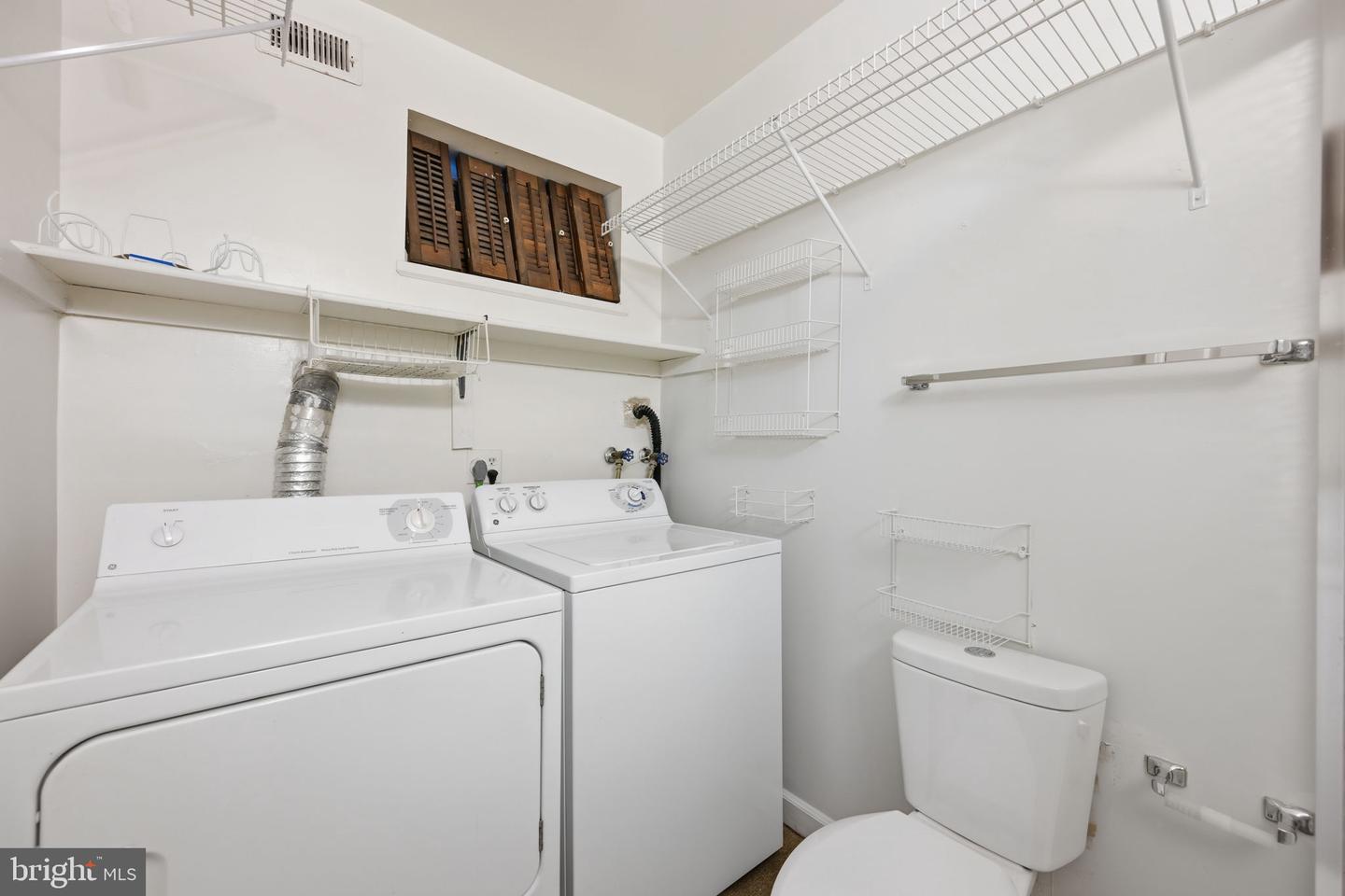 2825 S COLUMBUS ST, ARLINGTON, Virginia 22206, 2 Bedrooms Bedrooms, ,2 BathroomsBathrooms,Residential,For sale,2825 S COLUMBUS ST,VAAR2067356 MLS # VAAR2067356 2825 S COLUMBUS ST, ARLINGTON, Virginia 22206, 2 Bedrooms Bedrooms, ,2 BathroomsBathrooms,Residential,For sale,2825 S COLUMBUS ST,VAAR2067356 MLS # VAAR2067356