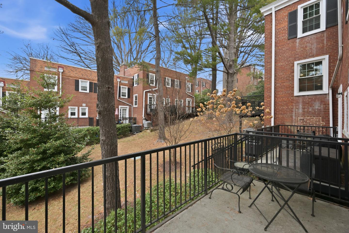 2825 S COLUMBUS ST, ARLINGTON, Virginia 22206, 2 Bedrooms Bedrooms, ,2 BathroomsBathrooms,Residential,For sale,2825 S COLUMBUS ST,VAAR2067356 MLS # VAAR2067356 2825 S COLUMBUS ST, ARLINGTON, Virginia 22206, 2 Bedrooms Bedrooms, ,2 BathroomsBathrooms,Residential,For sale,2825 S COLUMBUS ST,VAAR2067356 MLS # VAAR2067356