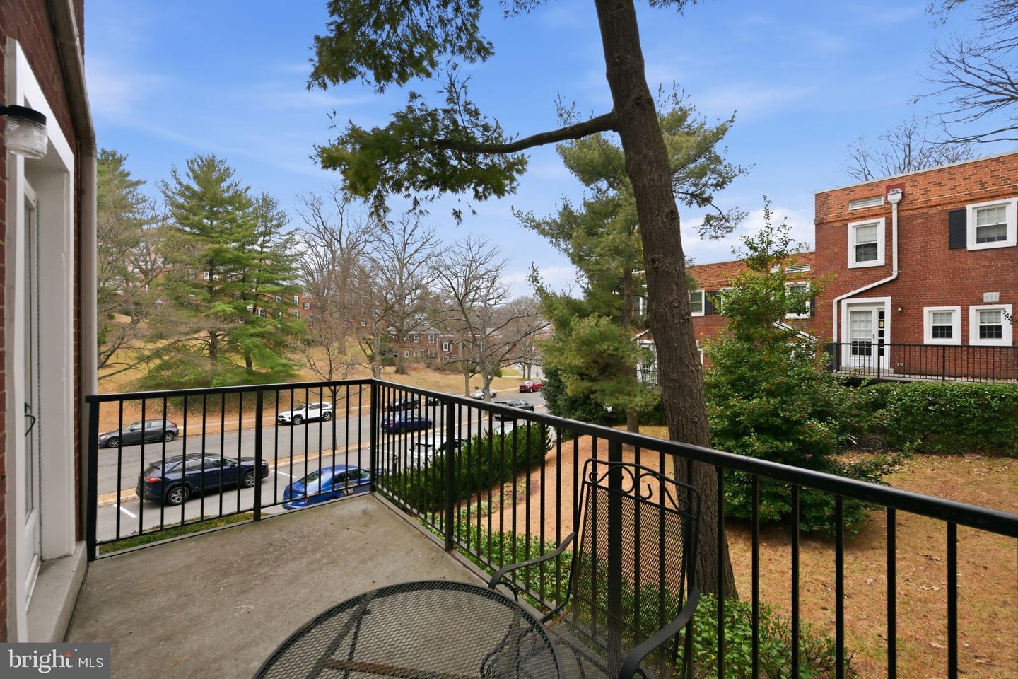 2825 S COLUMBUS ST, ARLINGTON, Virginia 22206, 2 Bedrooms Bedrooms, ,2 BathroomsBathrooms,Residential,For sale,2825 S COLUMBUS ST,VAAR2067356 MLS # VAAR2067356 2825 S COLUMBUS ST, ARLINGTON, Virginia 22206, 2 Bedrooms Bedrooms, ,2 BathroomsBathrooms,Residential,For sale,2825 S COLUMBUS ST,VAAR2067356 MLS # VAAR2067356