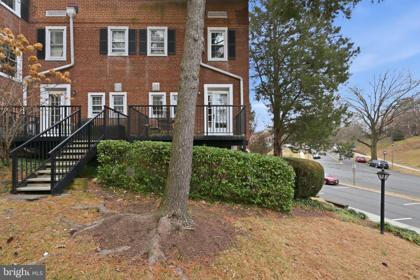 2825 S COLUMBUS ST, ARLINGTON, Virginia 22206, 2 Bedrooms Bedrooms, ,2 BathroomsBathrooms,Residential,For sale,2825 S COLUMBUS ST,VAAR2067356 MLS # VAAR2067356 2825 S COLUMBUS ST, ARLINGTON, Virginia 22206, 2 Bedrooms Bedrooms, ,2 BathroomsBathrooms,Residential,For sale,2825 S COLUMBUS ST,VAAR2067356 MLS # VAAR2067356