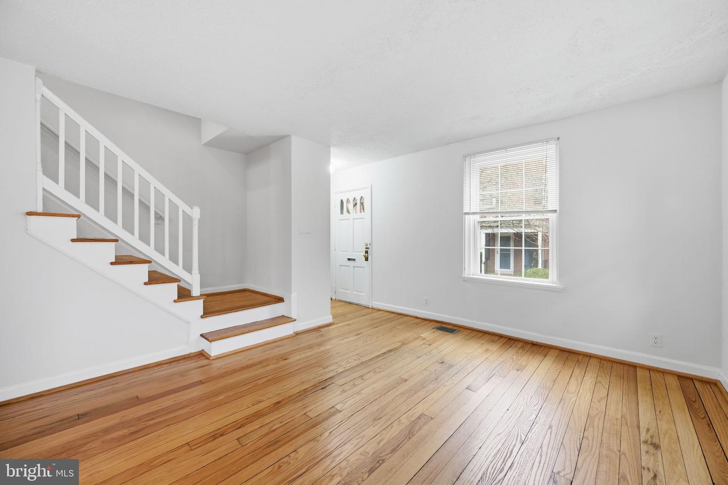 2825 S COLUMBUS ST, ARLINGTON, Virginia 22206, 2 Bedrooms Bedrooms, ,2 BathroomsBathrooms,Residential,For sale,2825 S COLUMBUS ST,VAAR2067356 MLS # VAAR2067356 2825 S COLUMBUS ST, ARLINGTON, Virginia 22206, 2 Bedrooms Bedrooms, ,2 BathroomsBathrooms,Residential,For sale,2825 S COLUMBUS ST,VAAR2067356 MLS # VAAR2067356