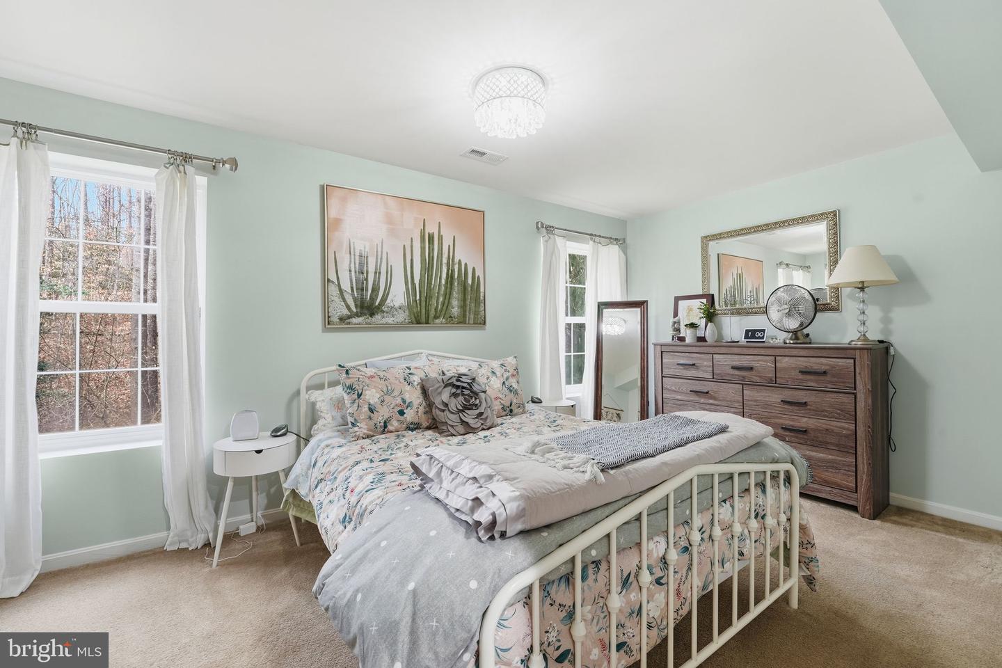 6049 PERSINGER HOUSE CT, MANASSAS, Virginia 20112, 4 Bedrooms Bedrooms, ,3 BathroomsBathrooms,Residential,For sale,6049 PERSINGER HOUSE CT,VAPW2110038 MLS # VAPW2110038