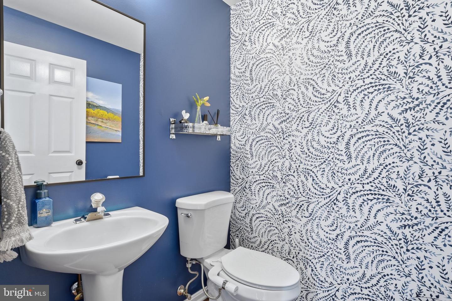 6049 PERSINGER HOUSE CT, MANASSAS, Virginia 20112, 4 Bedrooms Bedrooms, ,3 BathroomsBathrooms,Residential,For sale,6049 PERSINGER HOUSE CT,VAPW2110038 MLS # VAPW2110038