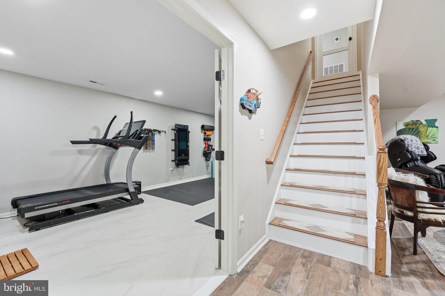 6049 PERSINGER HOUSE CT, MANASSAS, Virginia 20112, 4 Bedrooms Bedrooms, ,3 BathroomsBathrooms,Residential,For sale,6049 PERSINGER HOUSE CT,VAPW2110038 MLS # VAPW2110038