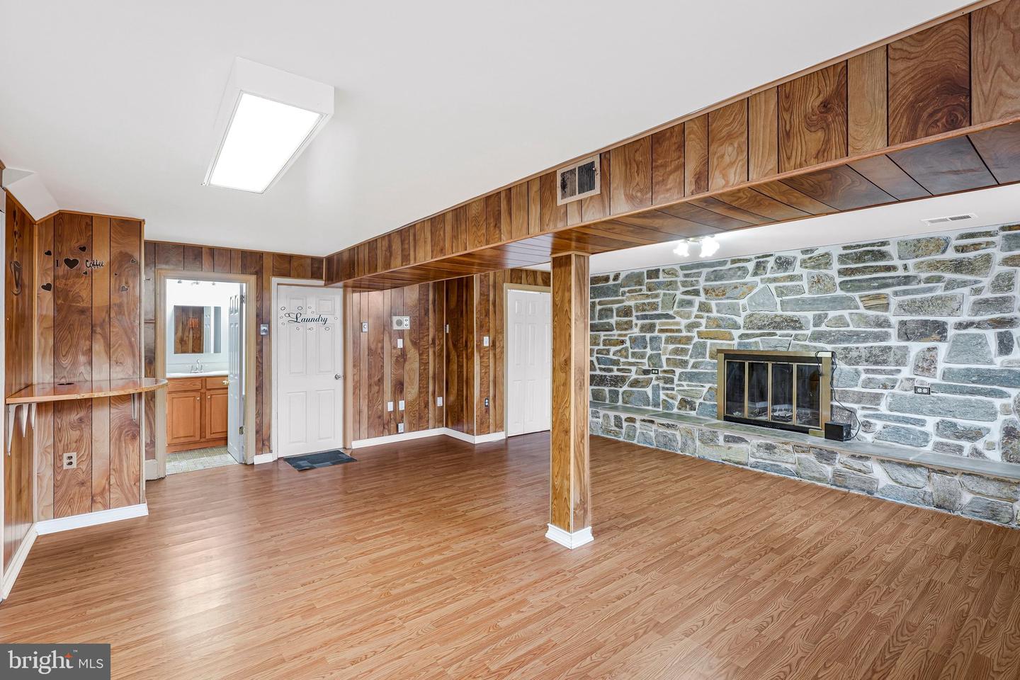 1600 N CRAIG ST, STERLING, Virginia 20164, 4 Bedrooms Bedrooms, ,3 BathroomsBathrooms,Residential,For sale,1600 N CRAIG ST,VALO2113462 MLS # VALO2113462 1600 N CRAIG ST, STERLING, Virginia 20164, 4 Bedrooms Bedrooms, ,3 BathroomsBathrooms,Residential,For sale,1600 N CRAIG ST,VALO2113462 MLS # VALO2113462