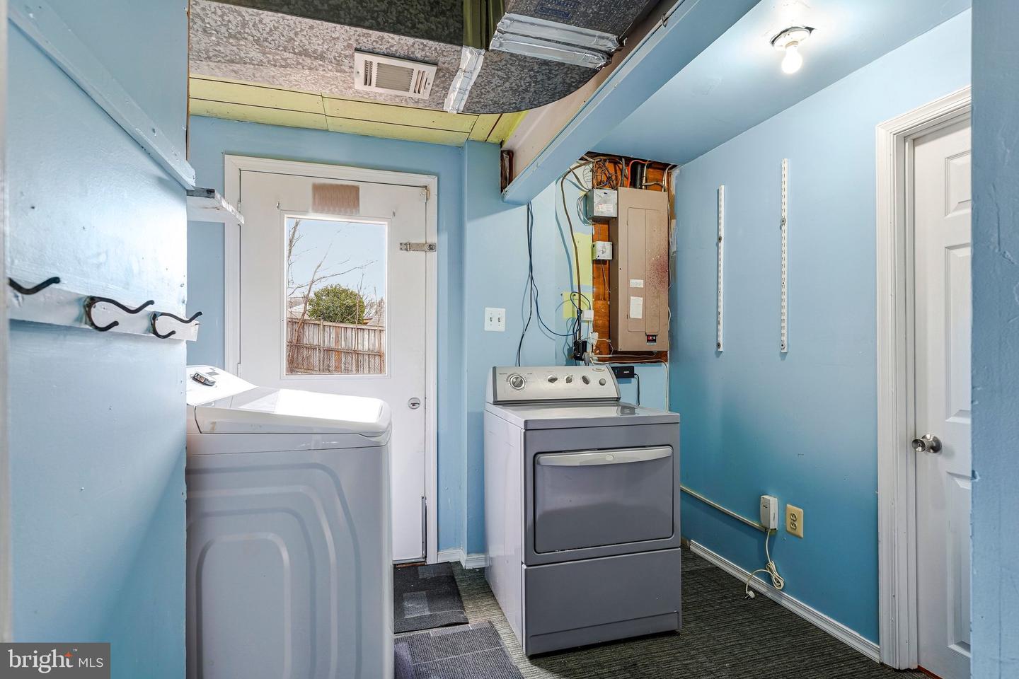 1600 N CRAIG ST, STERLING, Virginia 20164, 4 Bedrooms Bedrooms, ,3 BathroomsBathrooms,Residential,For sale,1600 N CRAIG ST,VALO2113462 MLS # VALO2113462 1600 N CRAIG ST, STERLING, Virginia 20164, 4 Bedrooms Bedrooms, ,3 BathroomsBathrooms,Residential,For sale,1600 N CRAIG ST,VALO2113462 MLS # VALO2113462