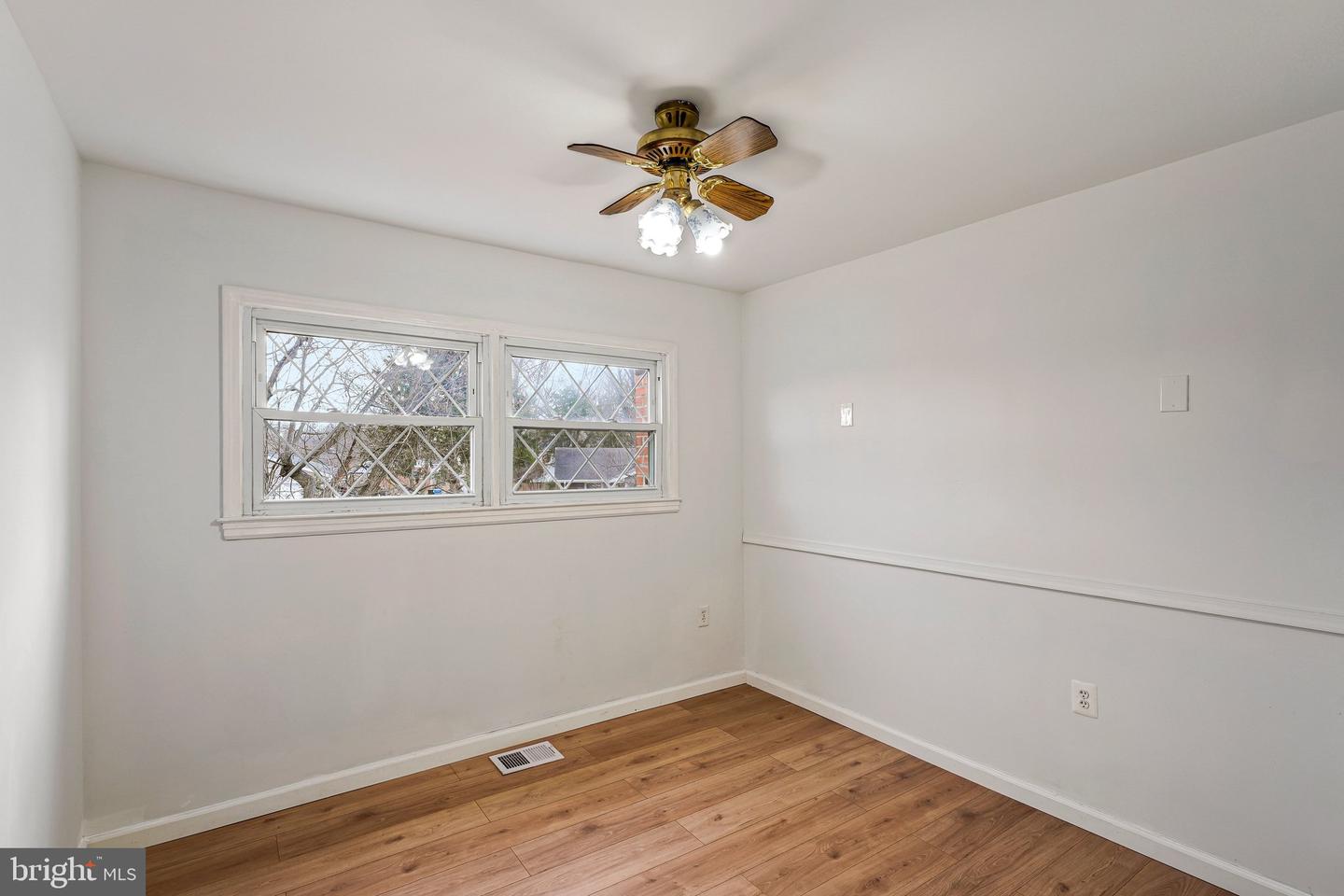 1600 N CRAIG ST, STERLING, Virginia 20164, 4 Bedrooms Bedrooms, ,3 BathroomsBathrooms,Residential,For sale,1600 N CRAIG ST,VALO2113462 MLS # VALO2113462 1600 N CRAIG ST, STERLING, Virginia 20164, 4 Bedrooms Bedrooms, ,3 BathroomsBathrooms,Residential,For sale,1600 N CRAIG ST,VALO2113462 MLS # VALO2113462