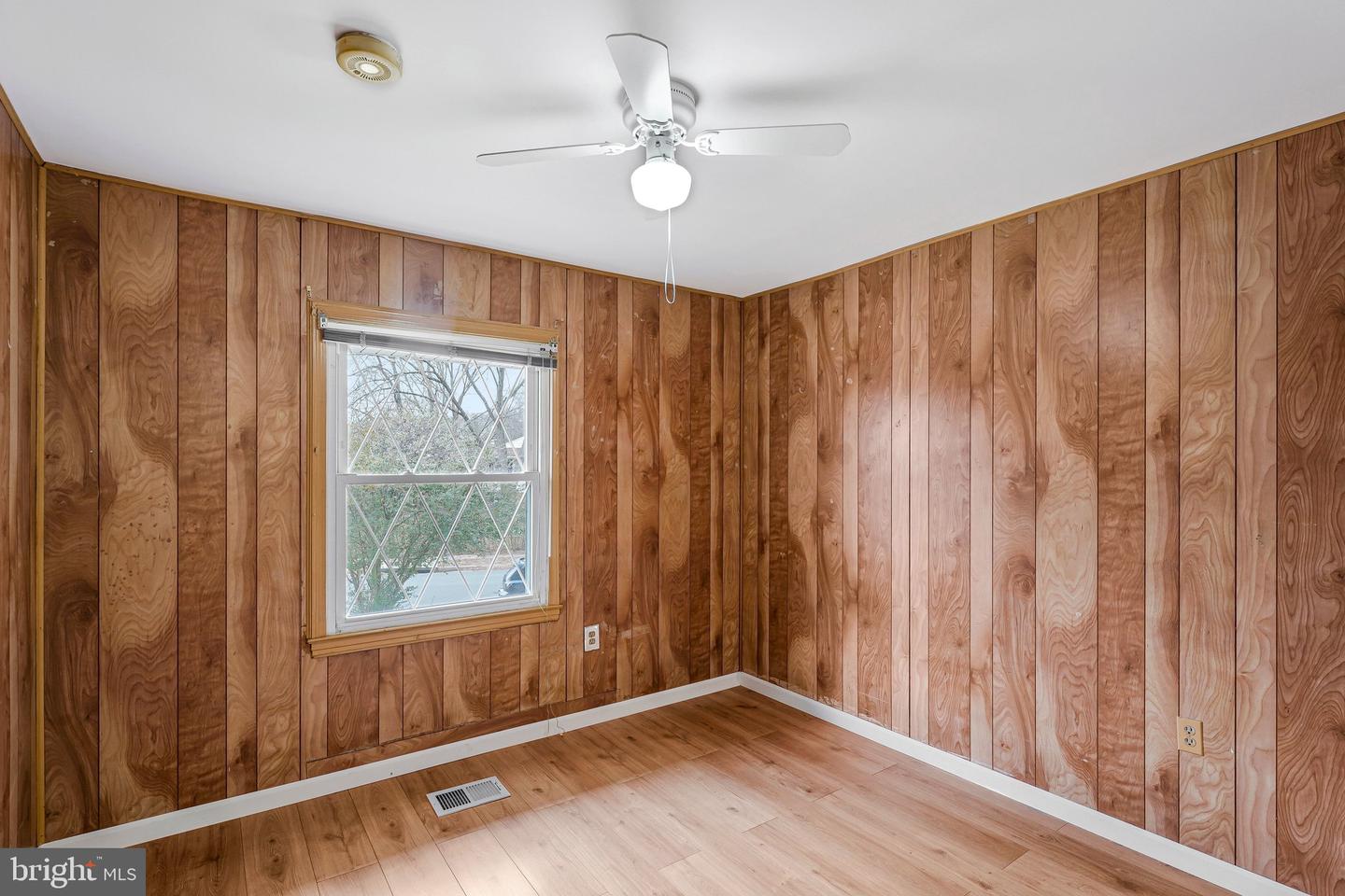 1600 N CRAIG ST, STERLING, Virginia 20164, 4 Bedrooms Bedrooms, ,3 BathroomsBathrooms,Residential,For sale,1600 N CRAIG ST,VALO2113462 MLS # VALO2113462 1600 N CRAIG ST, STERLING, Virginia 20164, 4 Bedrooms Bedrooms, ,3 BathroomsBathrooms,Residential,For sale,1600 N CRAIG ST,VALO2113462 MLS # VALO2113462