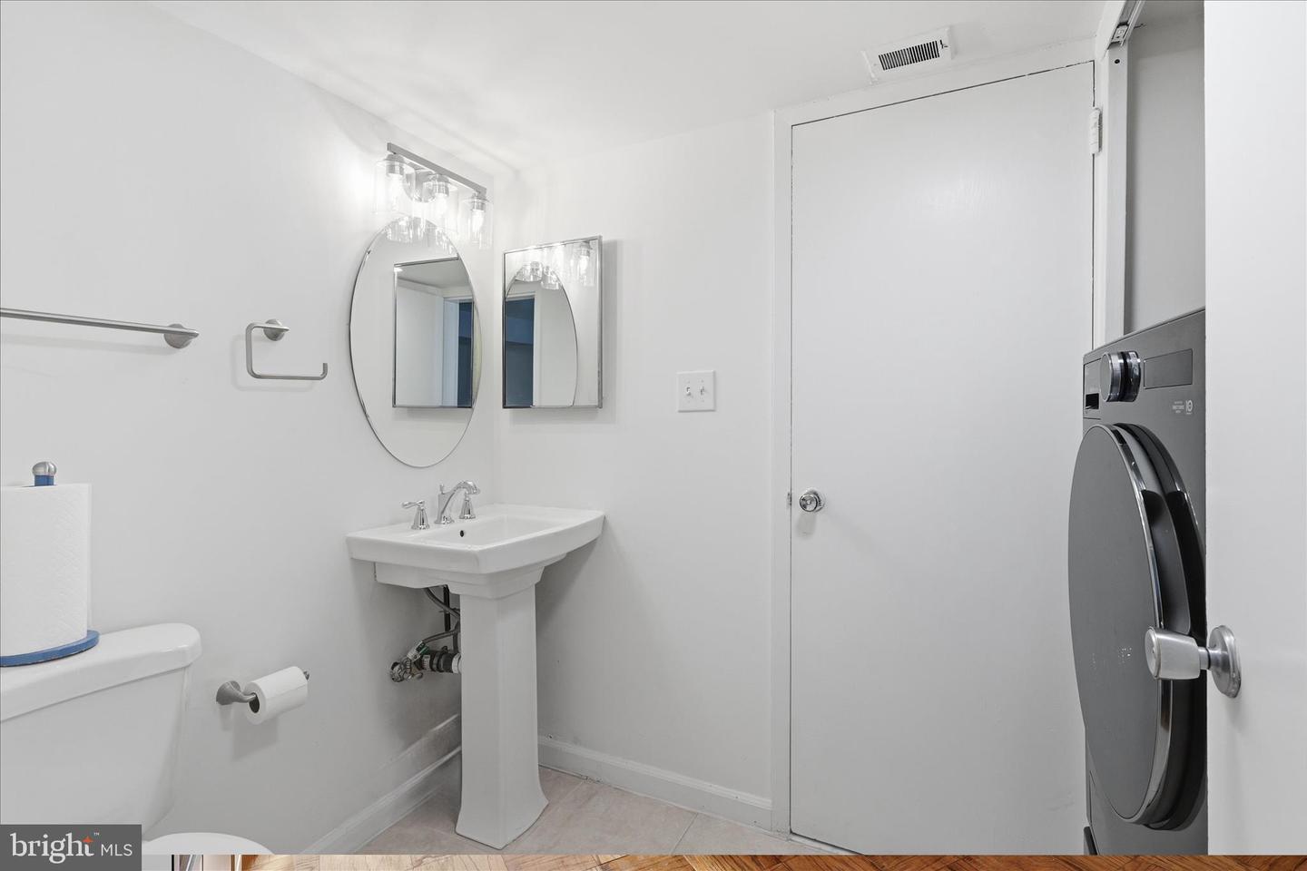 1809 IVY OAK SQ #61, RESTON, Virginia 20190, 4 Bedrooms Bedrooms, ,2 BathroomsBathrooms,Residential,For sale,1809 IVY OAK SQ #61,VAFX2284482 MLS # VAFX2284482 1809 IVY OAK SQ #61, RESTON, Virginia 20190, 4 Bedrooms Bedrooms, ,2 BathroomsBathrooms,Residential,For sale,1809 IVY OAK SQ #61,VAFX2284482 MLS # VAFX2284482