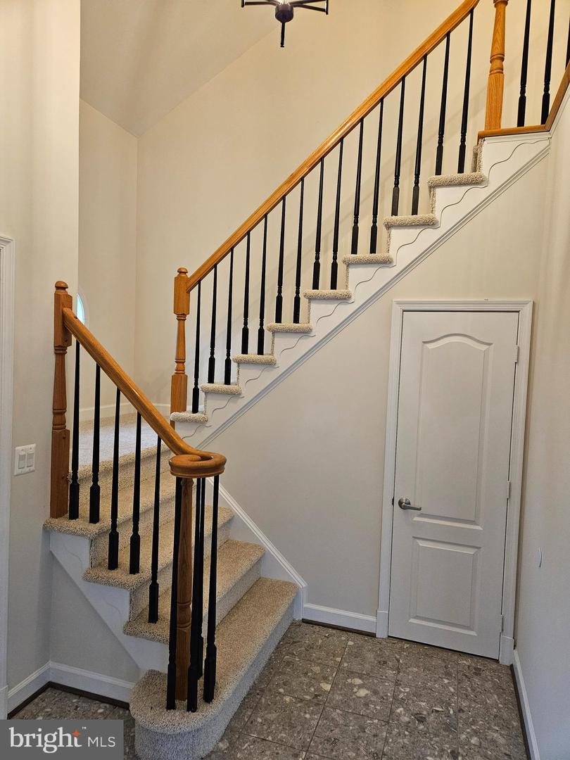 6908 FAIRFAX DR #300, ARLINGTON, Virginia 22213, 2 Bedrooms Bedrooms, ,2 BathroomsBathrooms,Residential,For sale,6908 FAIRFAX DR #300,VAAR2067418 MLS # VAAR2067418 6908 FAIRFAX DR #300, ARLINGTON, Virginia 22213, 2 Bedrooms Bedrooms, ,2 BathroomsBathrooms,Residential,For sale,6908 FAIRFAX DR #300,VAAR2067418 MLS # VAAR2067418