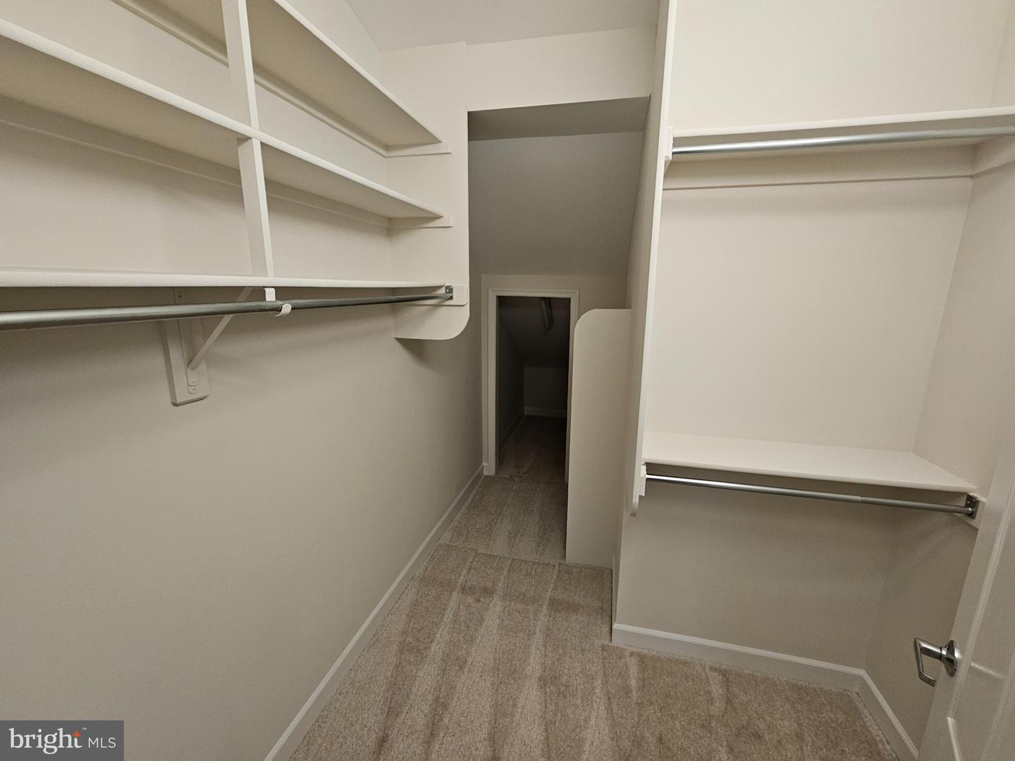 6908 FAIRFAX DR #300, ARLINGTON, Virginia 22213, 2 Bedrooms Bedrooms, ,2 BathroomsBathrooms,Residential,For sale,6908 FAIRFAX DR #300,VAAR2067418 MLS # VAAR2067418 6908 FAIRFAX DR #300, ARLINGTON, Virginia 22213, 2 Bedrooms Bedrooms, ,2 BathroomsBathrooms,Residential,For sale,6908 FAIRFAX DR #300,VAAR2067418 MLS # VAAR2067418