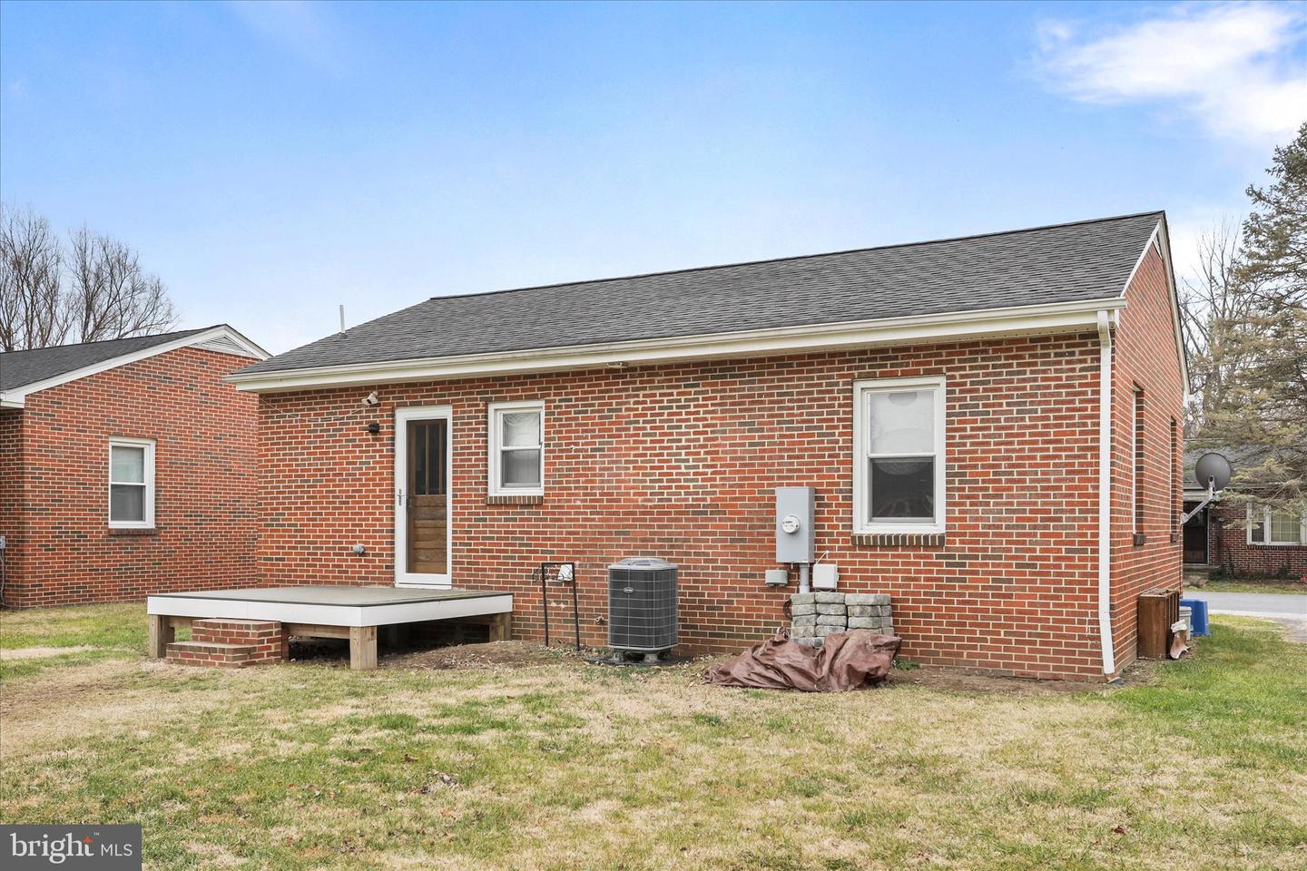 149 BROWN ST, STRASBURG, Virginia 22657, 2 Bedrooms Bedrooms, 6 Rooms Rooms,1 BathroomBathrooms,Residential,For sale,149 BROWN ST,VASH2013286 MLS # VASH2013286 149 BROWN ST, STRASBURG, Virginia 22657, 2 Bedrooms Bedrooms, 6 Rooms Rooms,1 BathroomBathrooms,Residential,For sale,149 BROWN ST,VASH2013286 MLS # VASH2013286