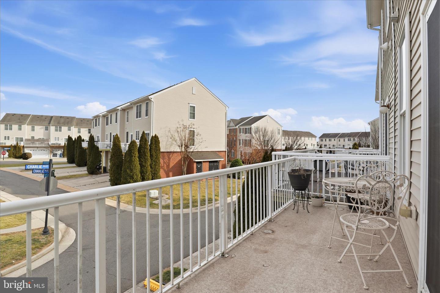 25114 MONTEITH TER, CHANTILLY, Virginia 20152, 3 Bedrooms Bedrooms, ,3 BathroomsBathrooms,Residential,For sale,25114 MONTEITH TER,VALO2113496 MLS # VALO2113496 25114 MONTEITH TER, CHANTILLY, Virginia 20152, 3 Bedrooms Bedrooms, ,3 BathroomsBathrooms,Residential,For sale,25114 MONTEITH TER,VALO2113496 MLS # VALO2113496