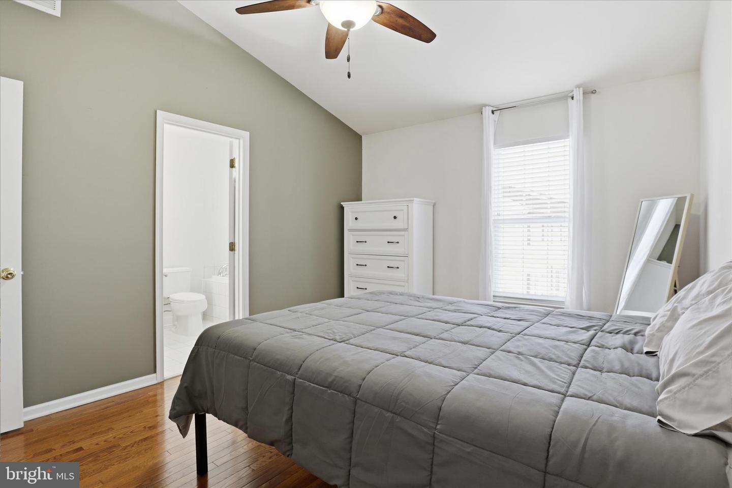 25114 MONTEITH TER, CHANTILLY, Virginia 20152, 3 Bedrooms Bedrooms, ,3 BathroomsBathrooms,Residential,For sale,25114 MONTEITH TER,VALO2113496 MLS # VALO2113496 25114 MONTEITH TER, CHANTILLY, Virginia 20152, 3 Bedrooms Bedrooms, ,3 BathroomsBathrooms,Residential,For sale,25114 MONTEITH TER,VALO2113496 MLS # VALO2113496