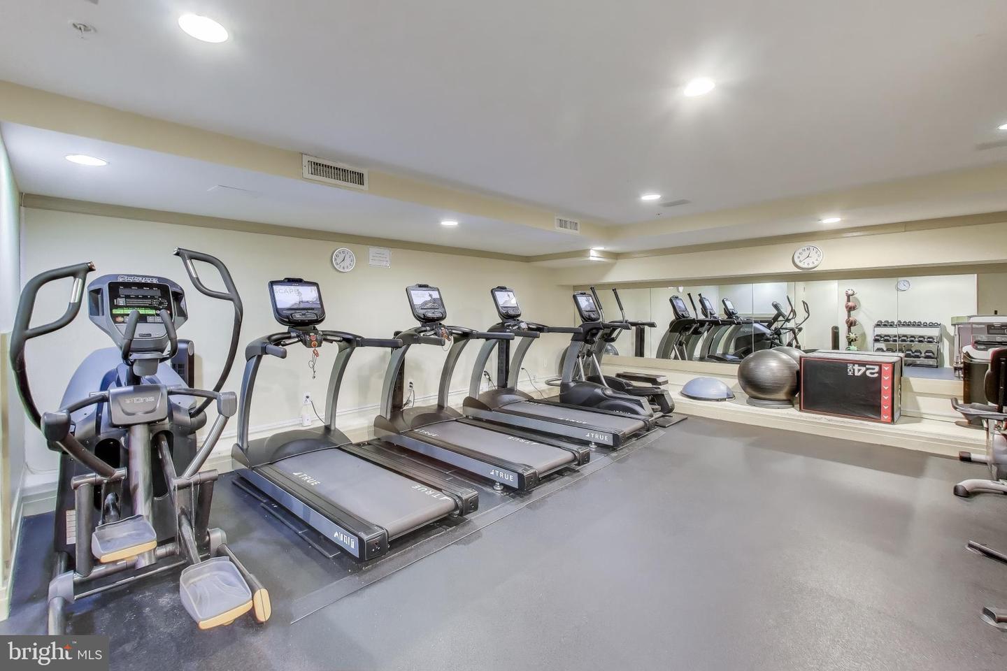 915 E ST NW #1013, WASHINGTON, District Of Columbia 20004, 2 Bedrooms Bedrooms, ,1 BathroomBathrooms,Residential,For sale,915 E ST NW #1013,DCDC2240270 MLS # DCDC2240270 915 E ST NW #1013, WASHINGTON, District Of Columbia 20004, 2 Bedrooms Bedrooms, ,1 BathroomBathrooms,Residential,For sale,915 E ST NW #1013,DCDC2240270 MLS # DCDC2240270