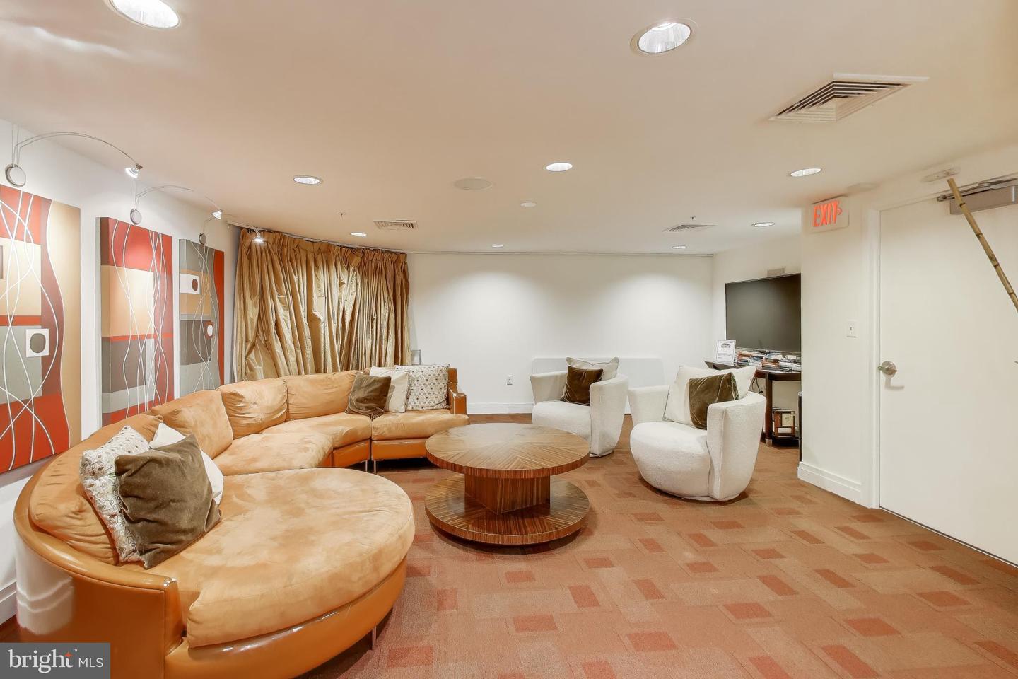 915 E ST NW #1013, WASHINGTON, District Of Columbia 20004, 2 Bedrooms Bedrooms, ,1 BathroomBathrooms,Residential,For sale,915 E ST NW #1013,DCDC2240270 MLS # DCDC2240270 915 E ST NW #1013, WASHINGTON, District Of Columbia 20004, 2 Bedrooms Bedrooms, ,1 BathroomBathrooms,Residential,For sale,915 E ST NW #1013,DCDC2240270 MLS # DCDC2240270