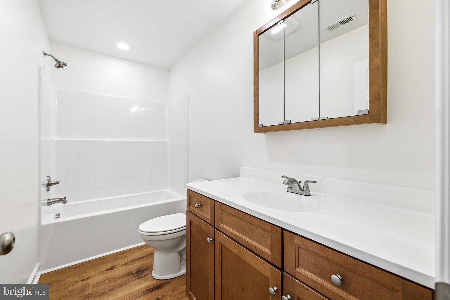 103 SIXTH AVE, LURAY, Virginia 22835, 2 Bedrooms Bedrooms, ,2 BathroomsBathrooms,Residential,For sale,103 SIXTH AVE,VAPA2005830 MLS # VAPA2005830